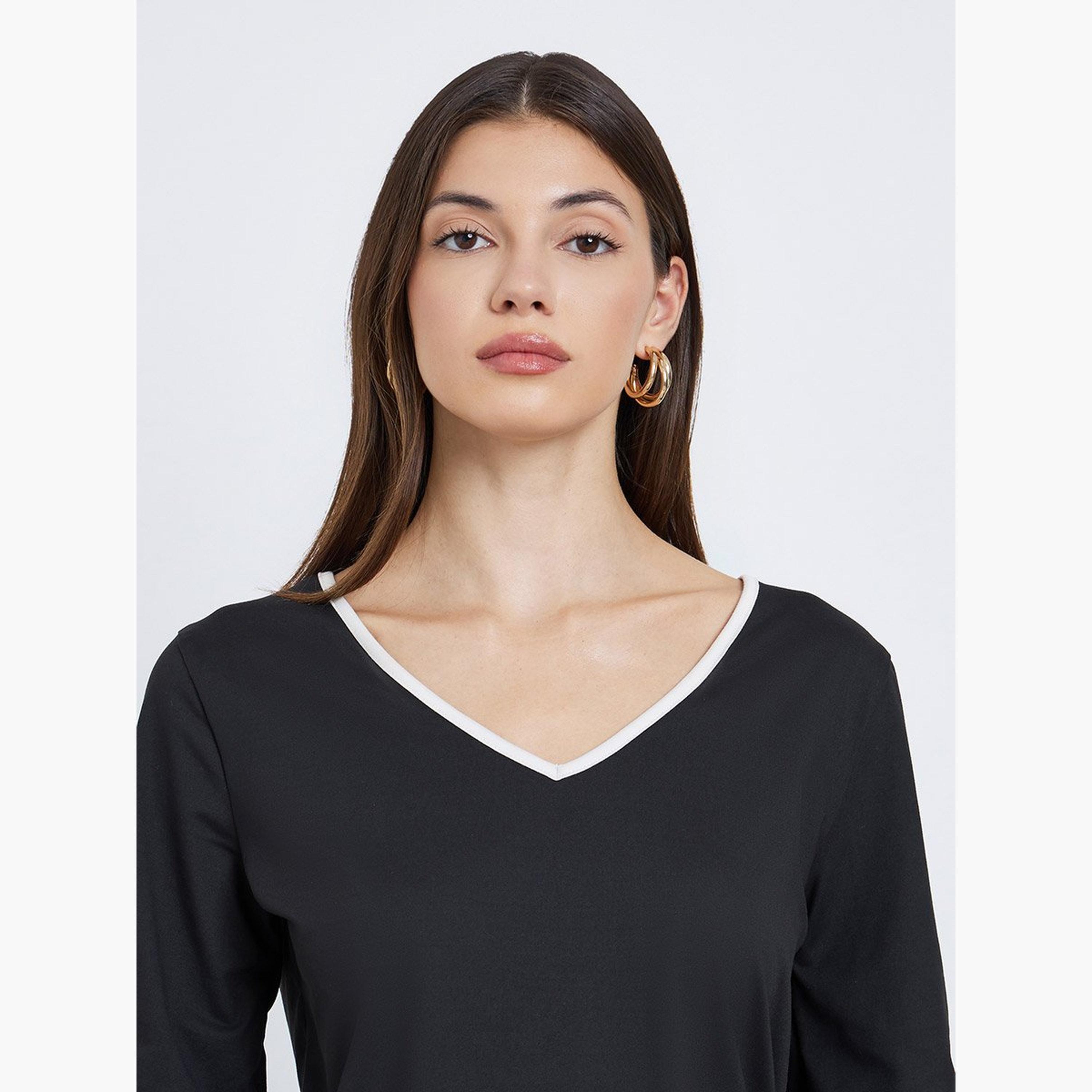 تيك تو - تي شيرت للنساء أسود برقبة على شكل حرف V-women-clothing-tshirts-image-3