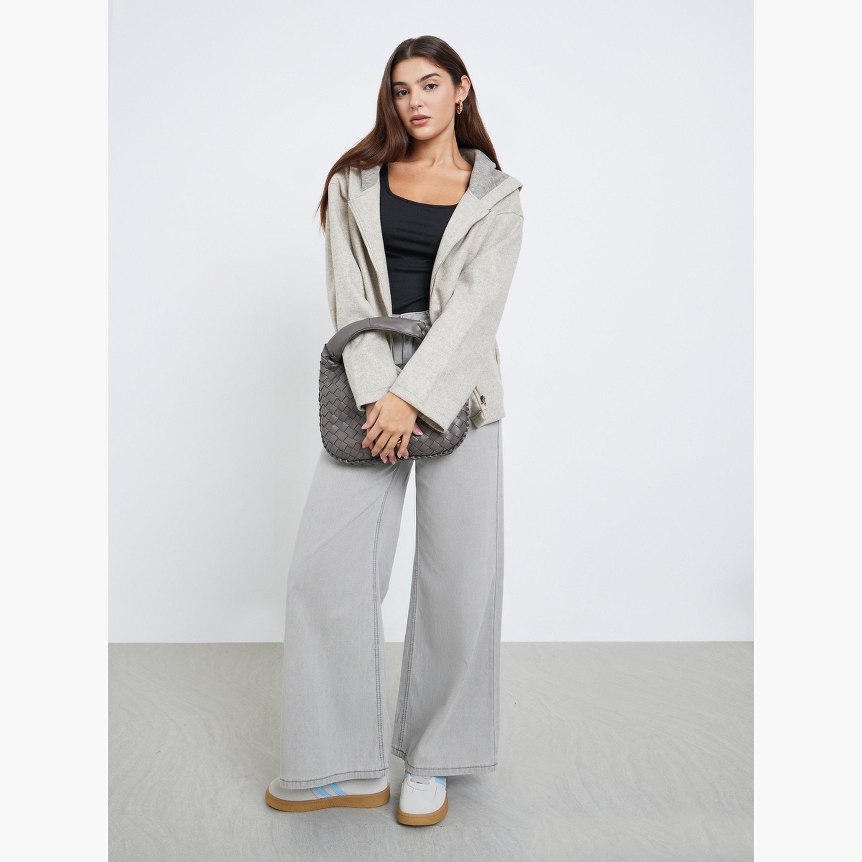 ستايلي - جاكيت بومبر تصميم واسع من الصوف باللون البيج للنساء -women-clothing-hoodiesandsweatshirts-hoodies-image-2