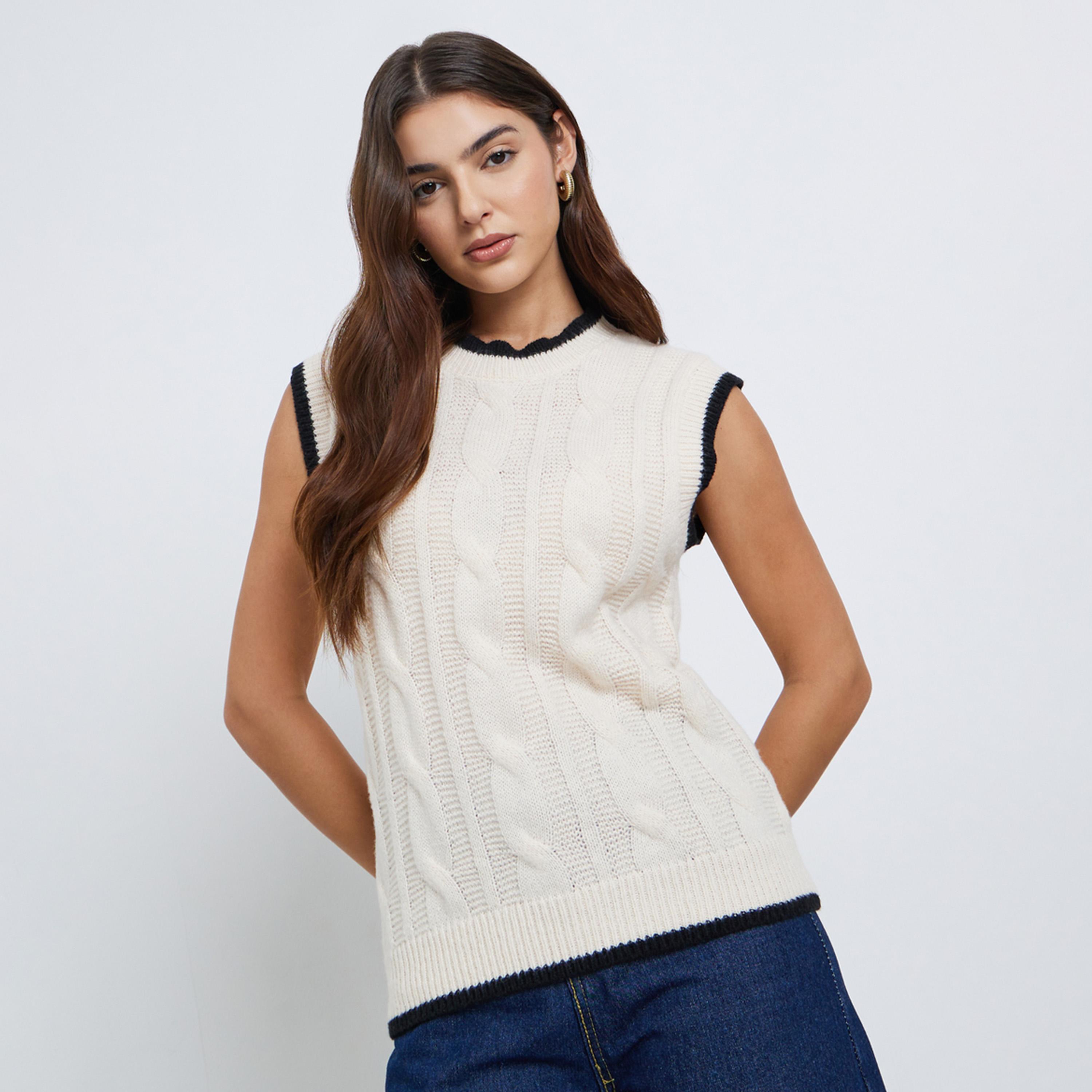 ستايلي - بلوزة كريمية محبوكة برقبة دائرية-women-clothing-cardigansandjumpers-jumpers-image-1