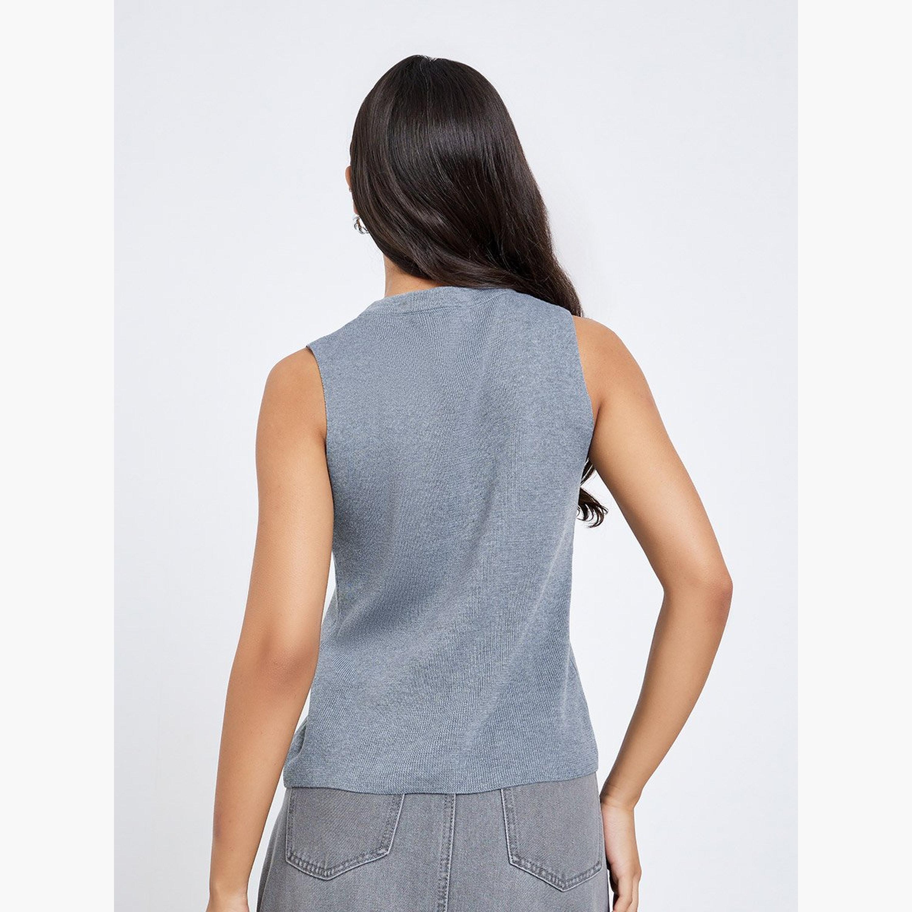 ستايلي - سترة رمادية محبوكة بدون أكمام مع لمسات معدنية-women-clothing-shirtsandblouses-blouses-image-4