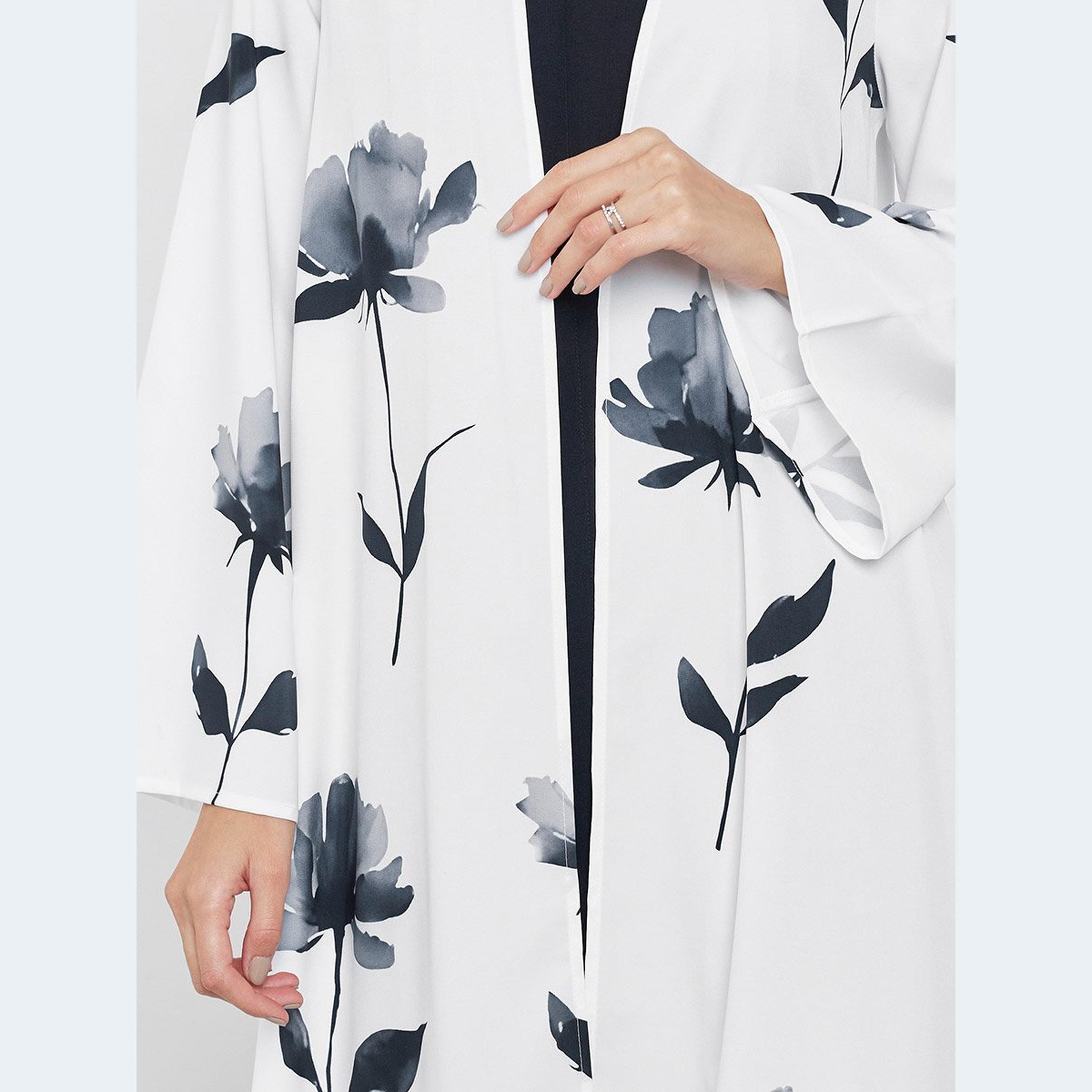 Amirah X Styli Women Floral Print A-Line Abaya-women-arabicclothing-abayas-image-3