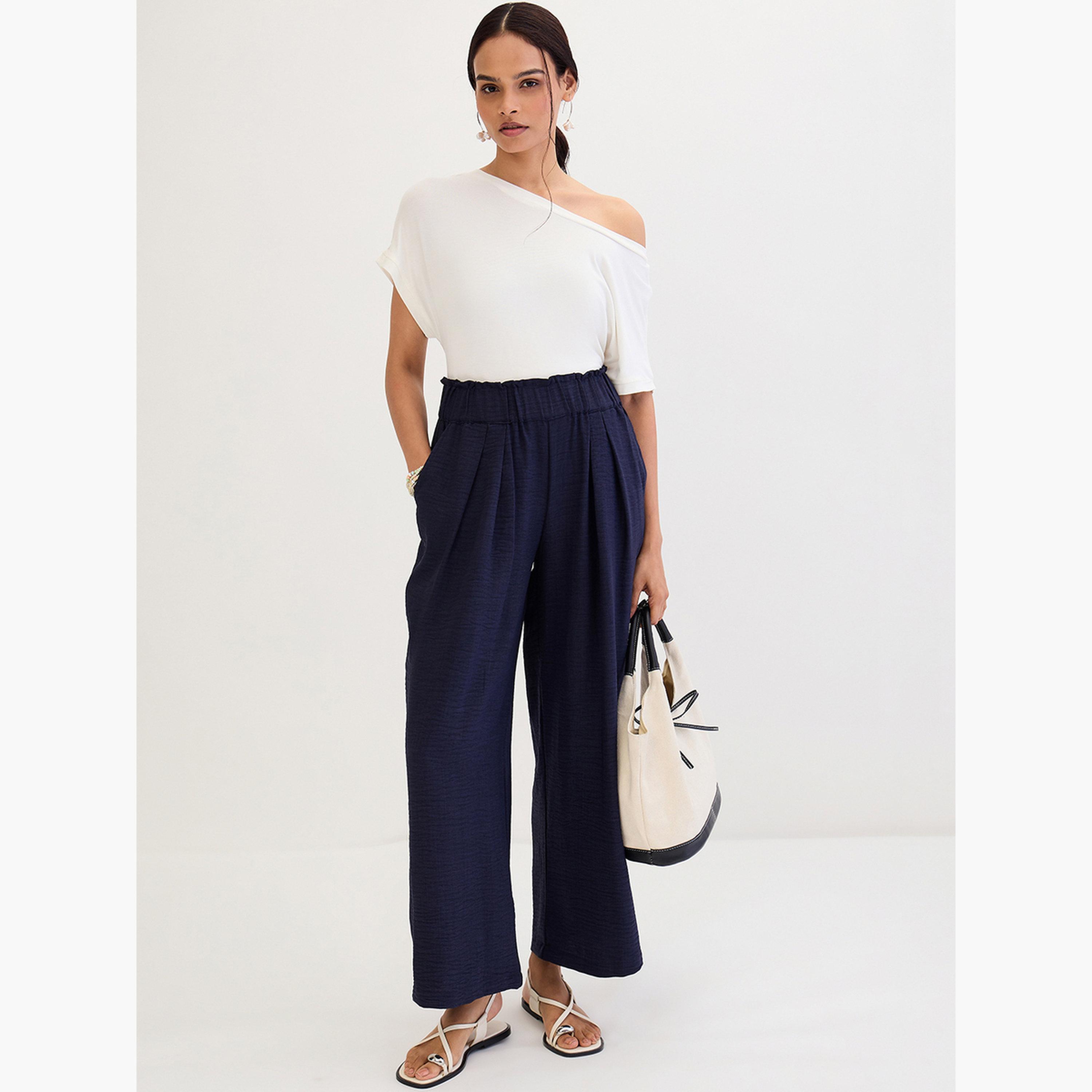 فيميلا - بنطال أزرق داكن بساق واسعة وتفاصيل مطوية-women-clothing-bottoms-trousers-image-3
