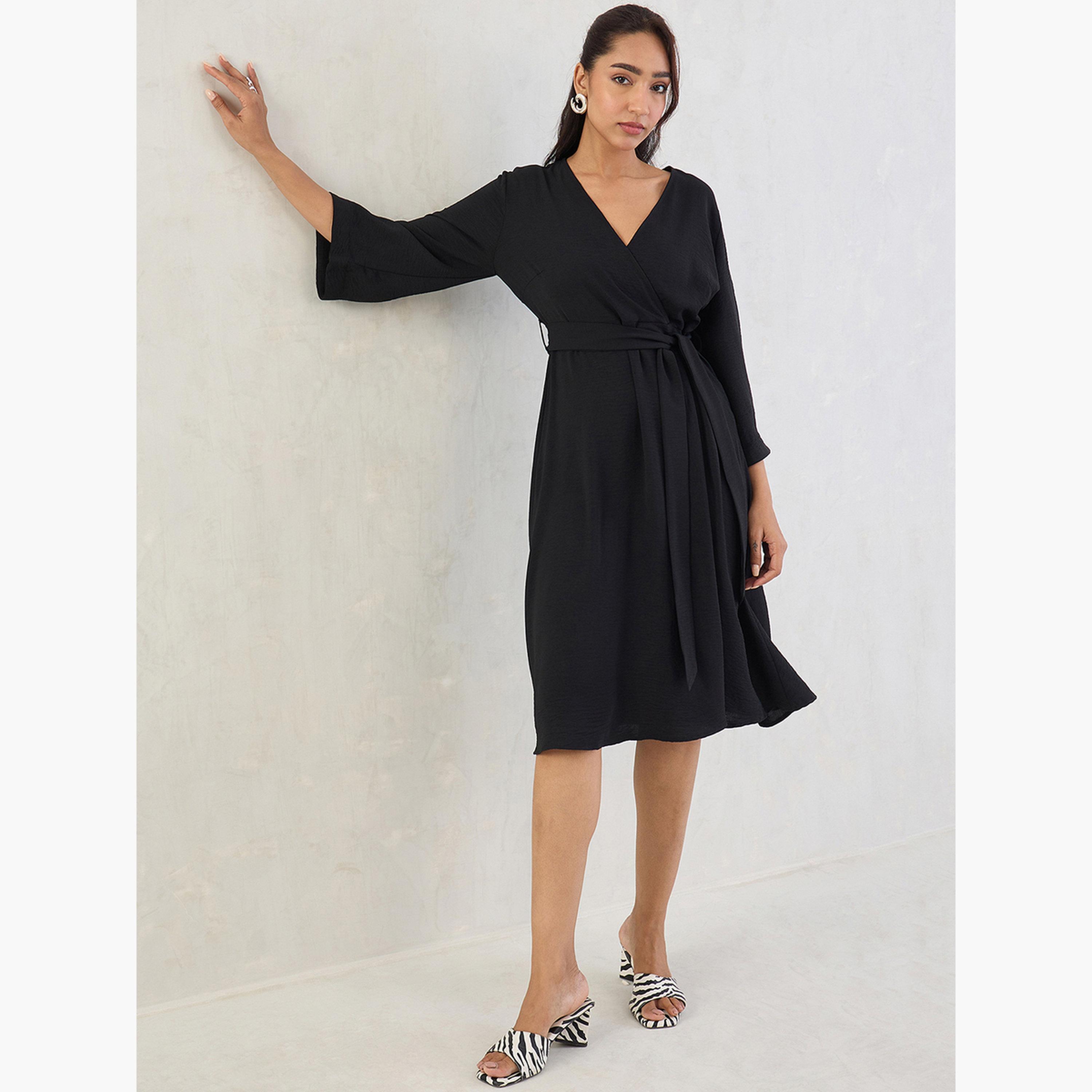 فيميلا - فستان أسود متوسط ​​الطول بحزام ربطة أمامية-women-clothing-dresses-image-5