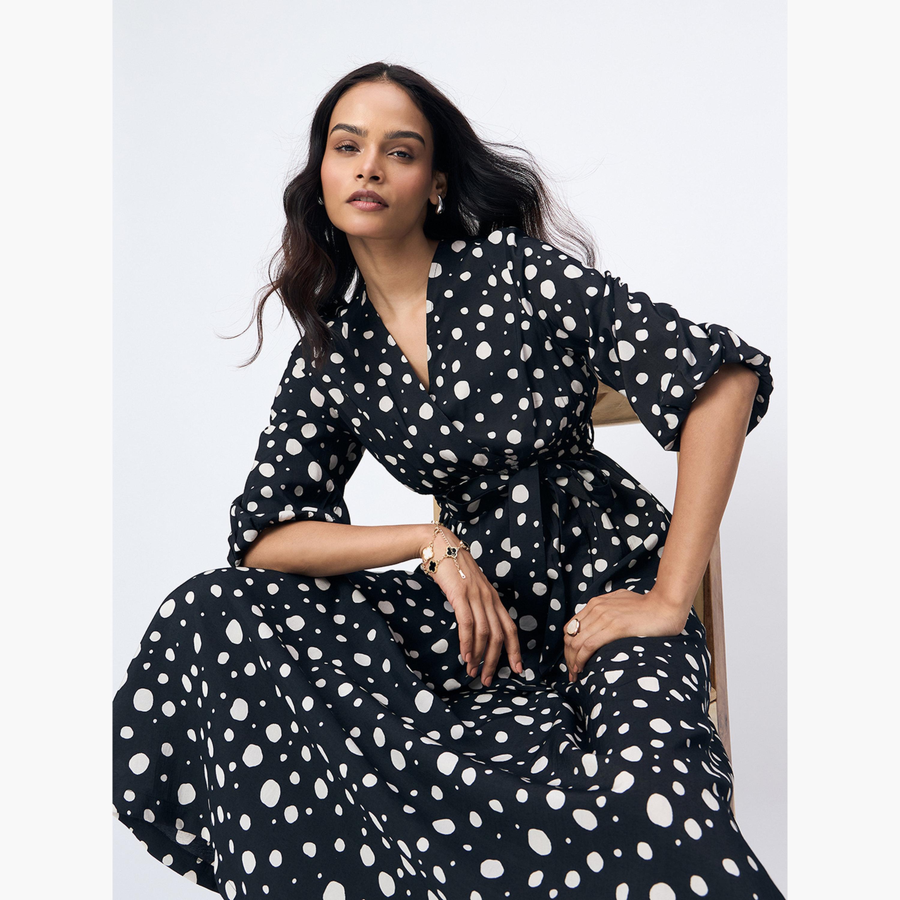فيميلا - فستان ماكسي ملفوف أسود منقط-women-clothing-dresses-image-3