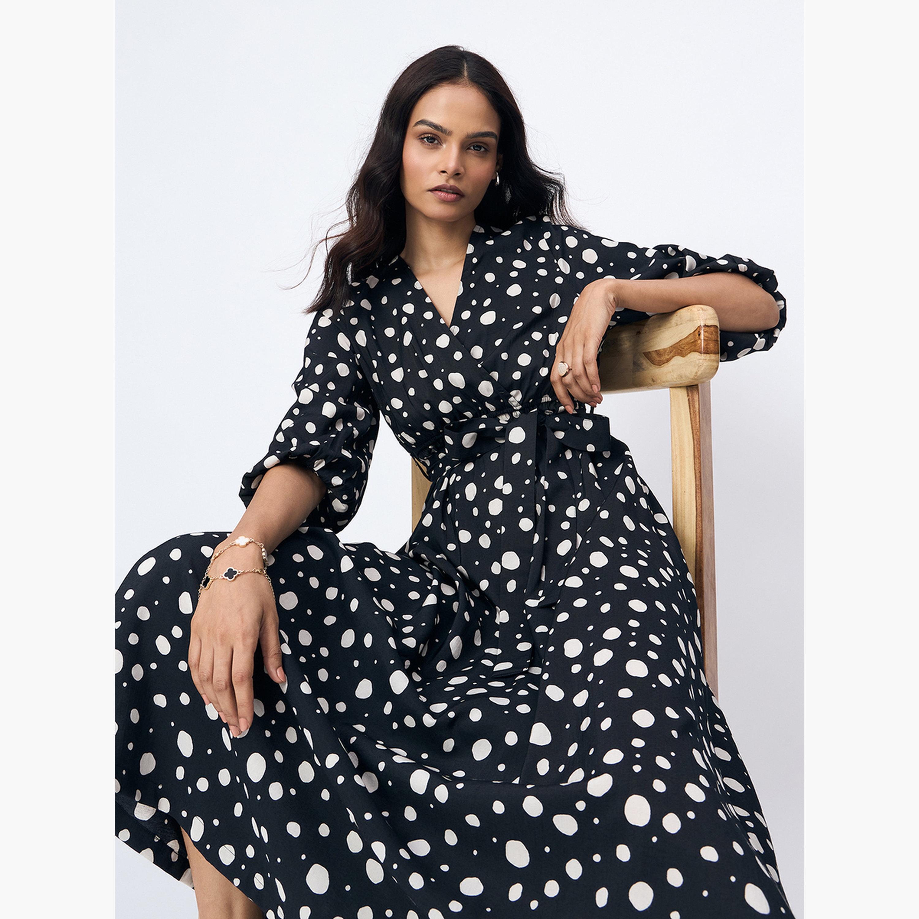 فيميلا - فستان ماكسي ملفوف أسود منقط-women-clothing-dresses-image-4