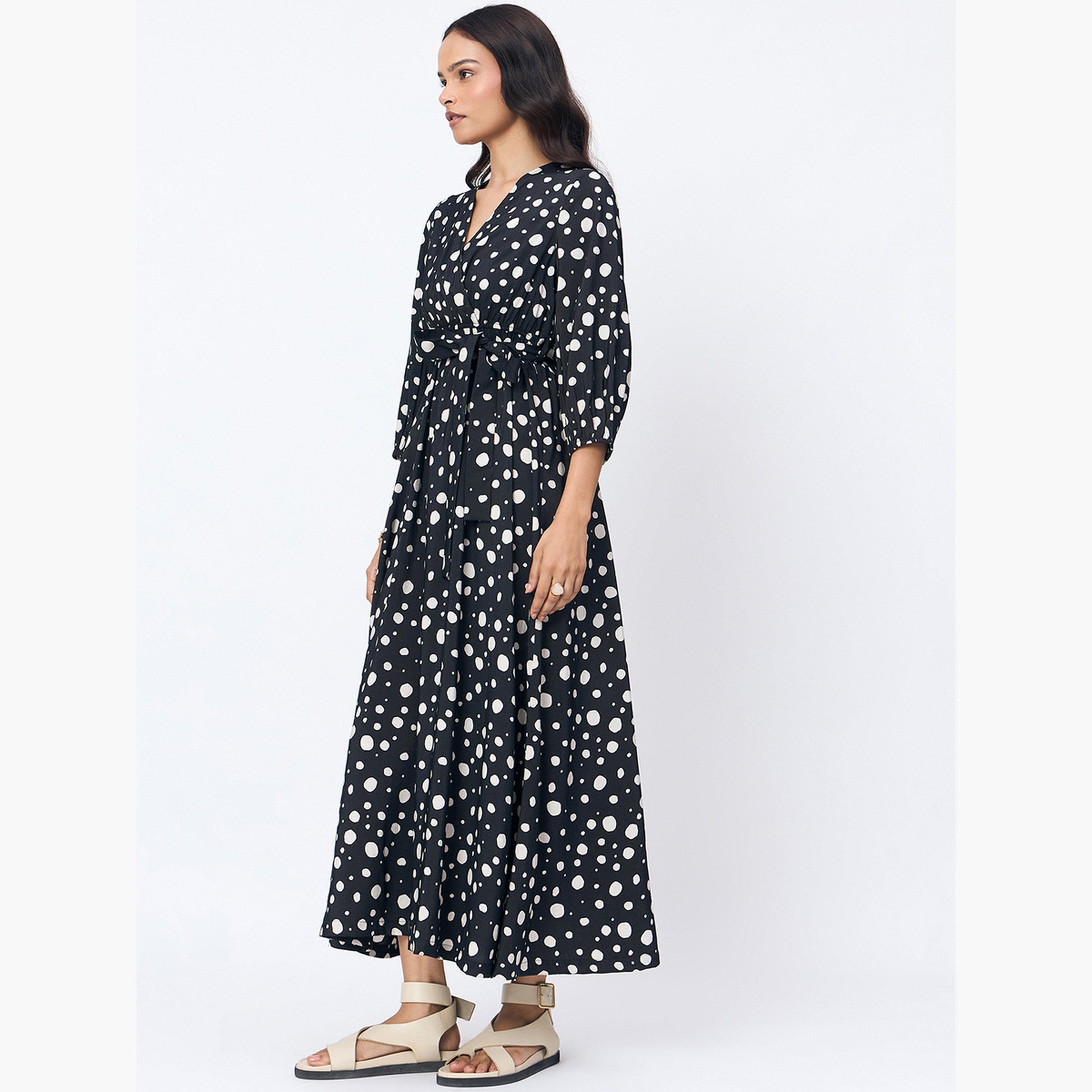 فيميلا - فستان ماكسي ملفوف أسود منقط-women-clothing-dresses-image-6