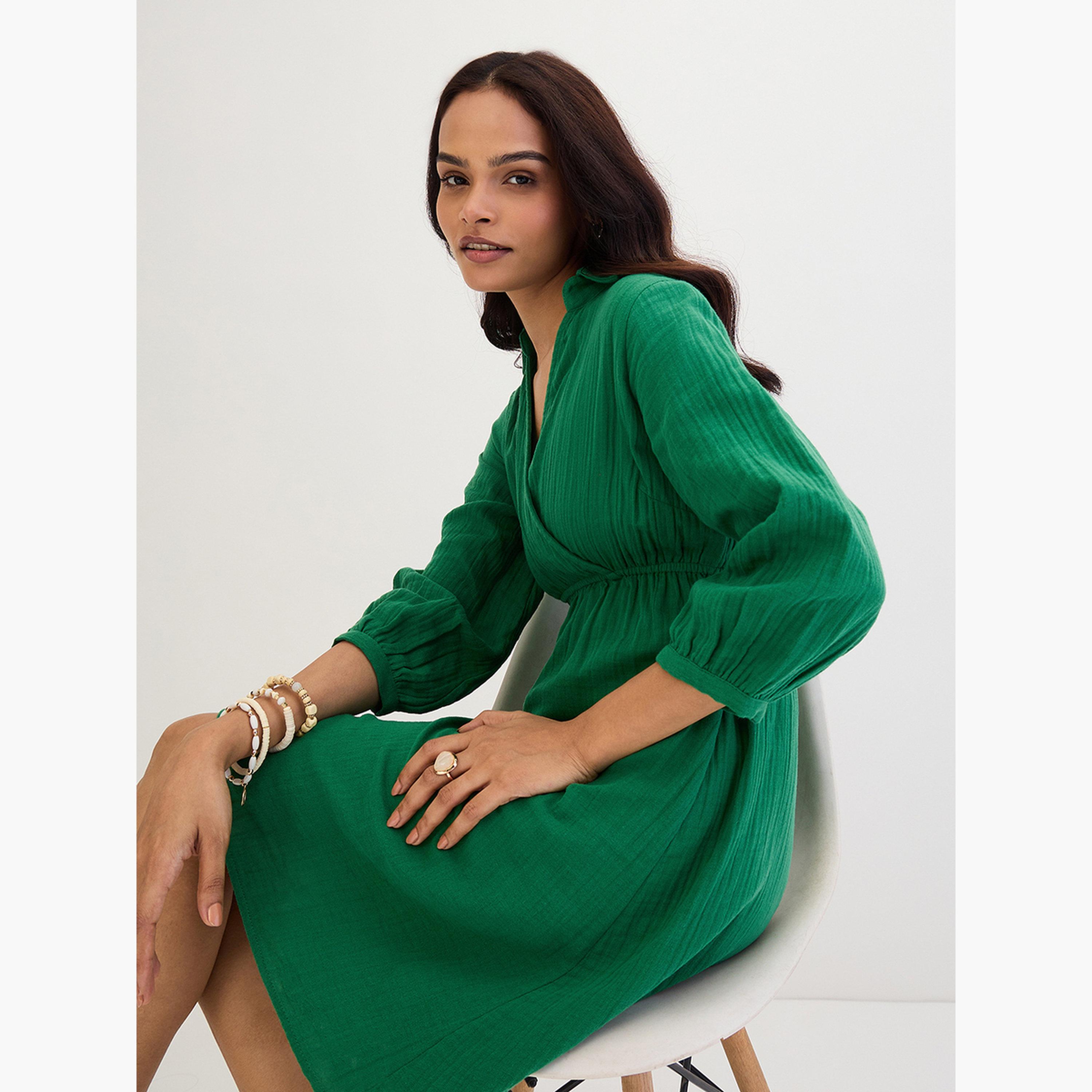 فيميلا - فستان أخضر قصير بياقة مفتوحة وملفوف من الأمام-women-clothing-dresses-image-5