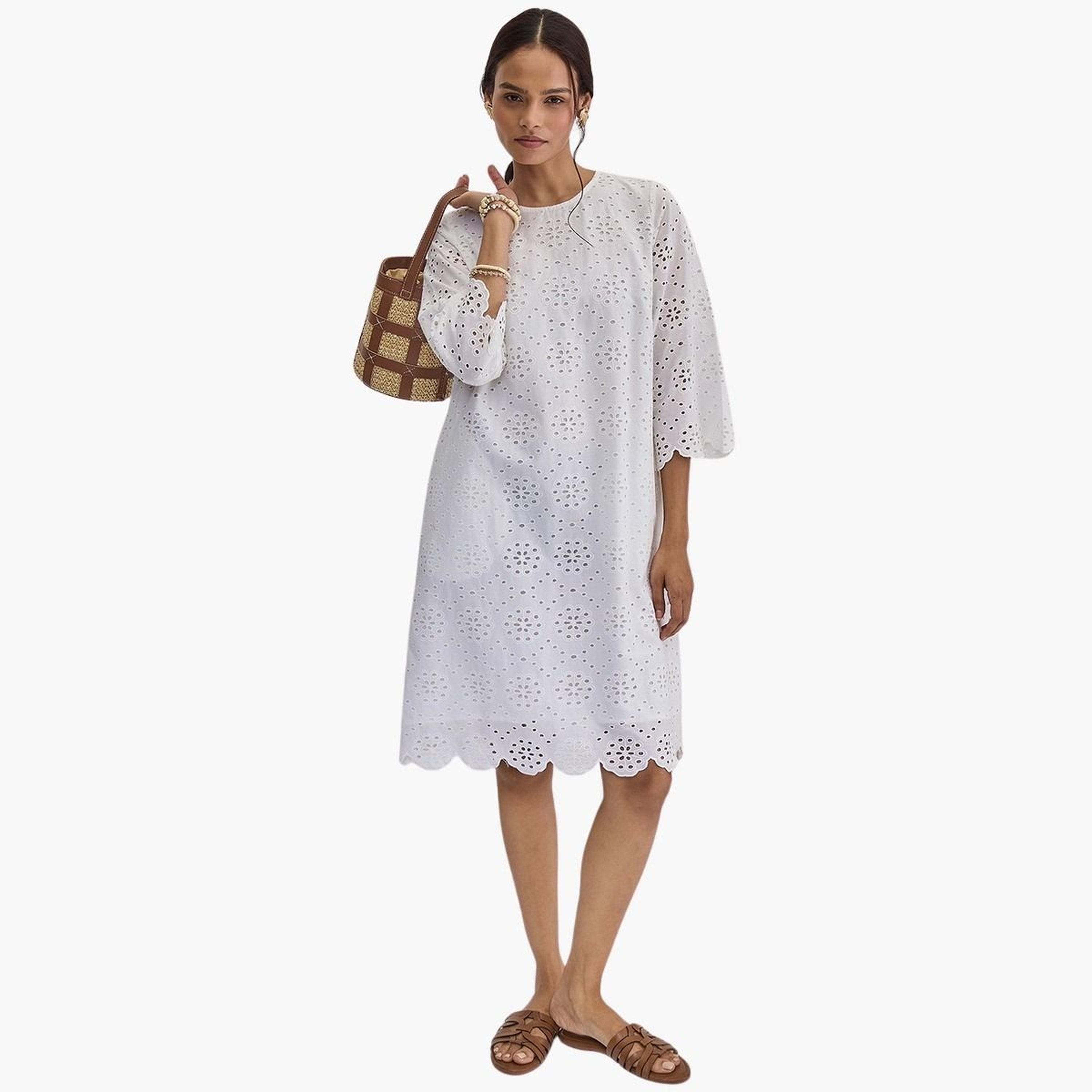 فيميلا - فستان شيفلي قطني أبيض بطول الركبة-women-clothing-dresses-image-6