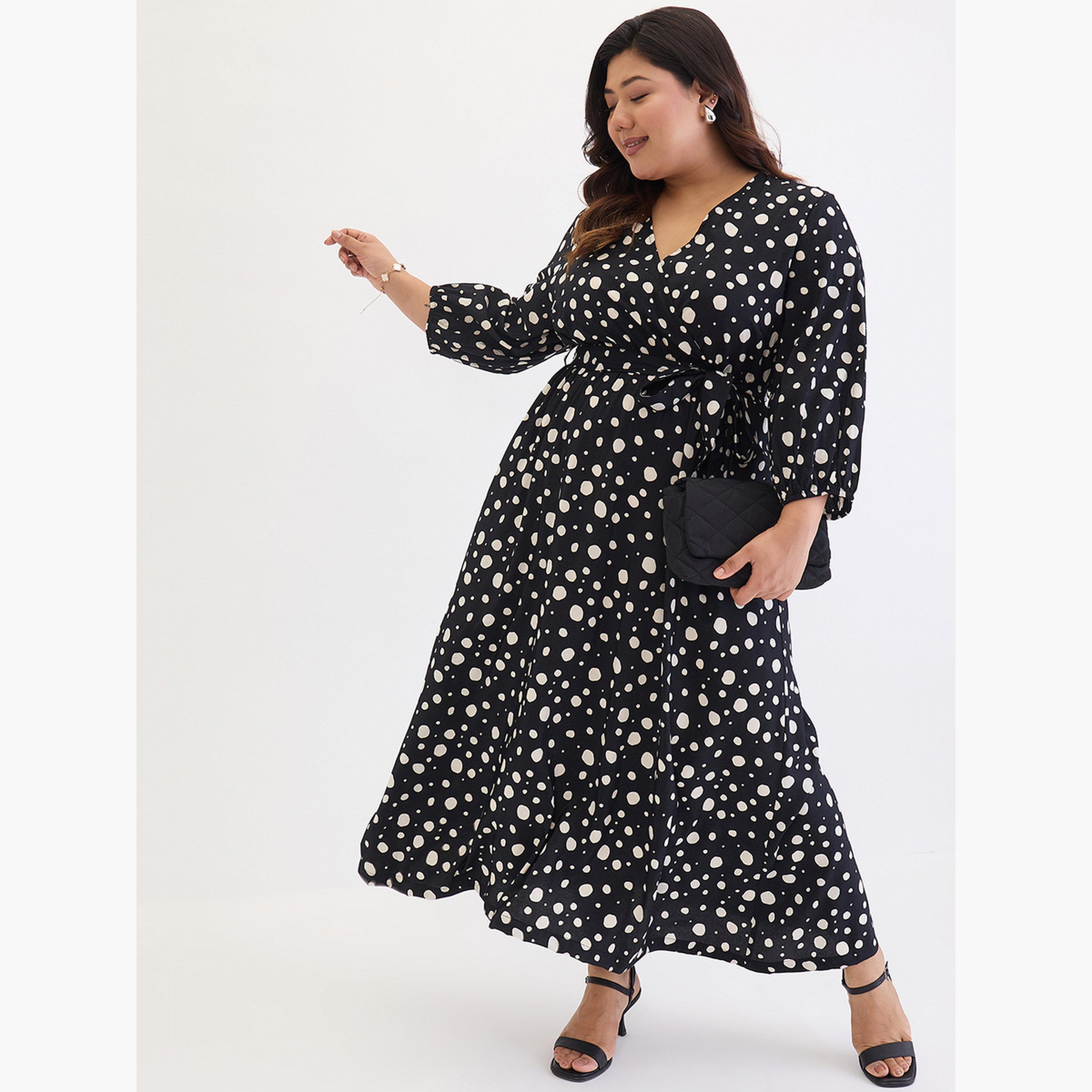 فيميلا - فستان ماكسي بطبعة نقط سوداء حجم كبير-women-clothing-dresses-image-6