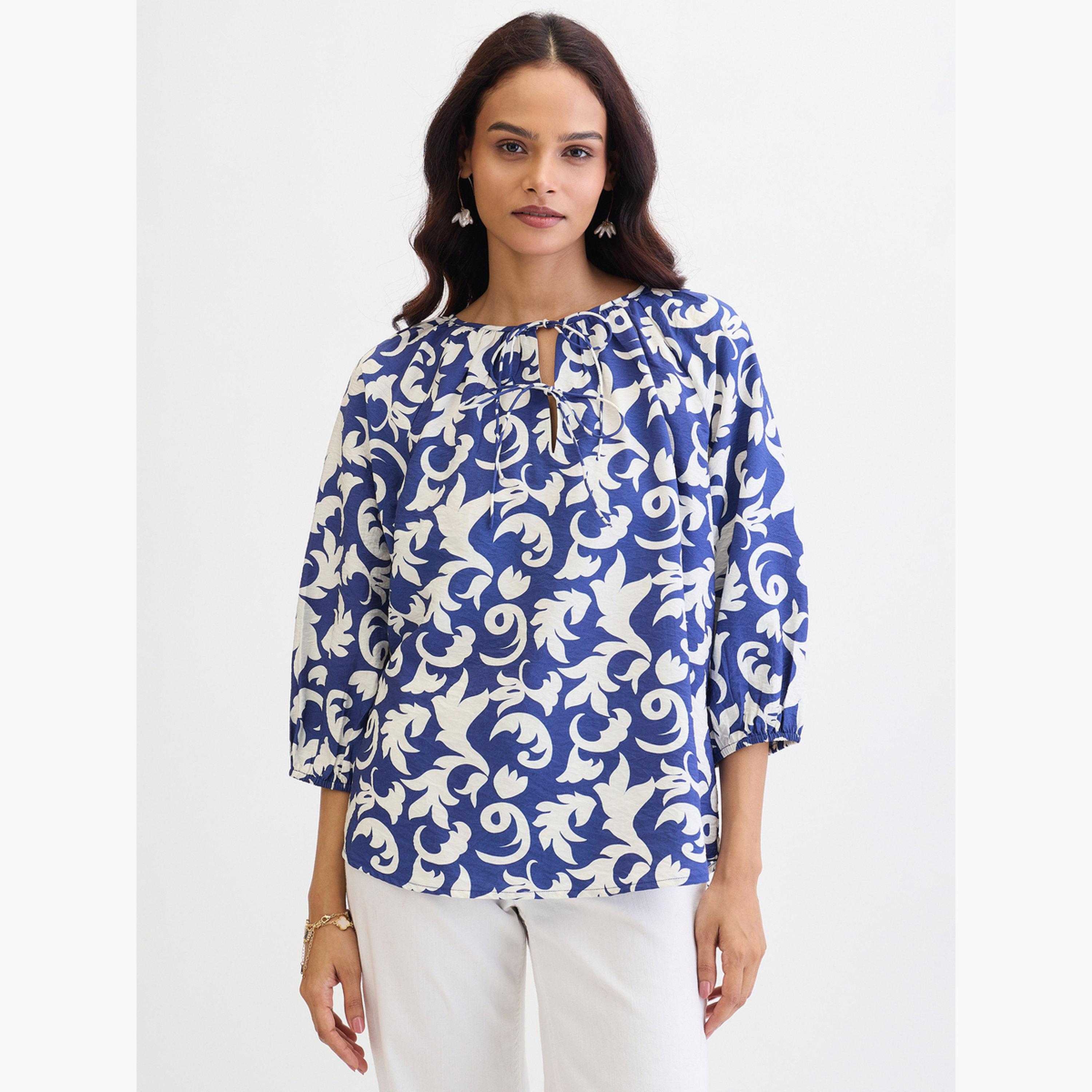 فيميلا - بلوزة قصّة مريحة وطبعة كاملة لون أزرق-women-clothing-shirtsandblouses-blouses-image-1