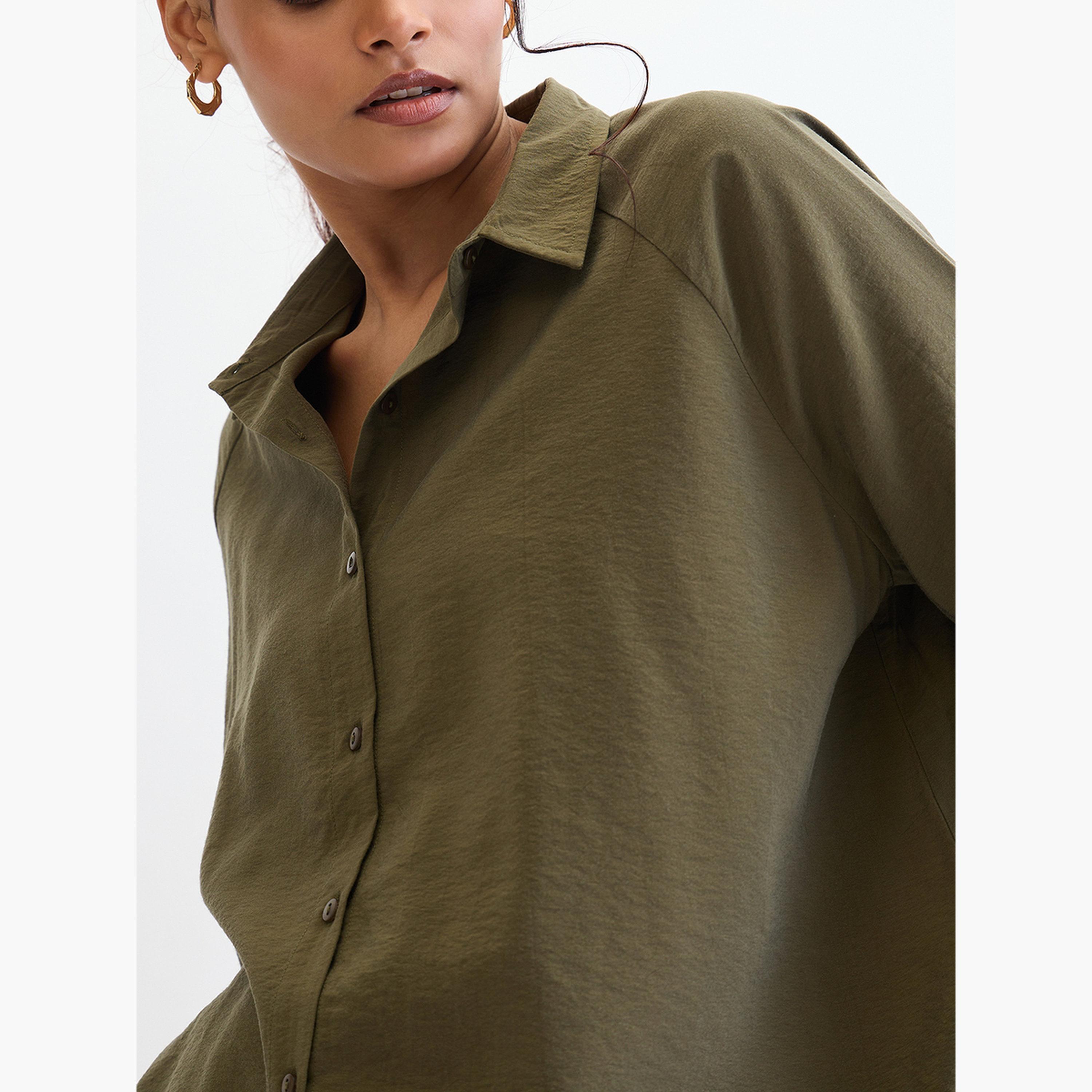 فيميلا - قميص زيتوني بأكمام راجلان كبيرة الحجم-women-clothing-shirtsandblouses-shirts-image-6