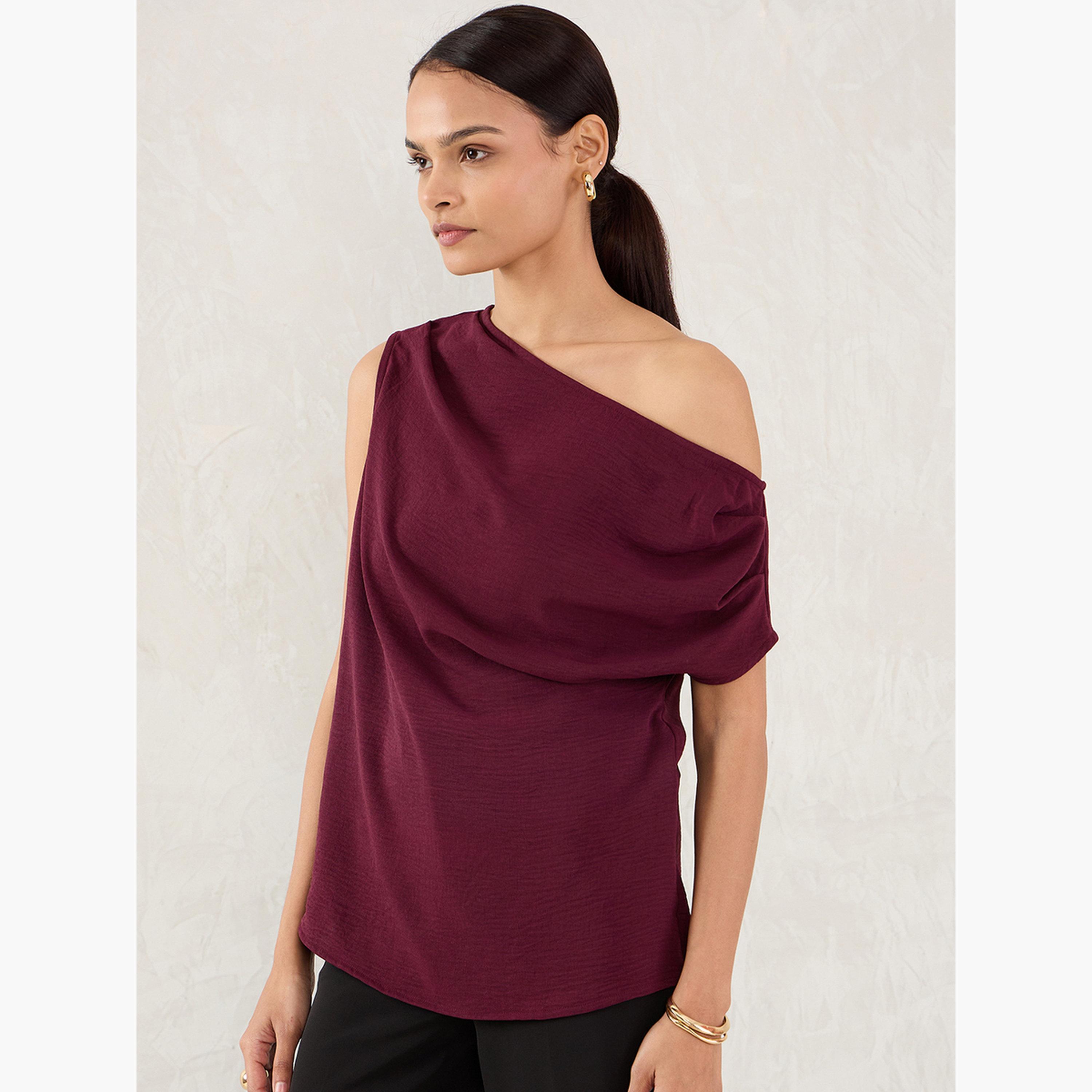 فيميلا - بلوزة برغندي بكتف واحد بدون أكمام-women-clothing-shirtsandblouses-blouses-image-3