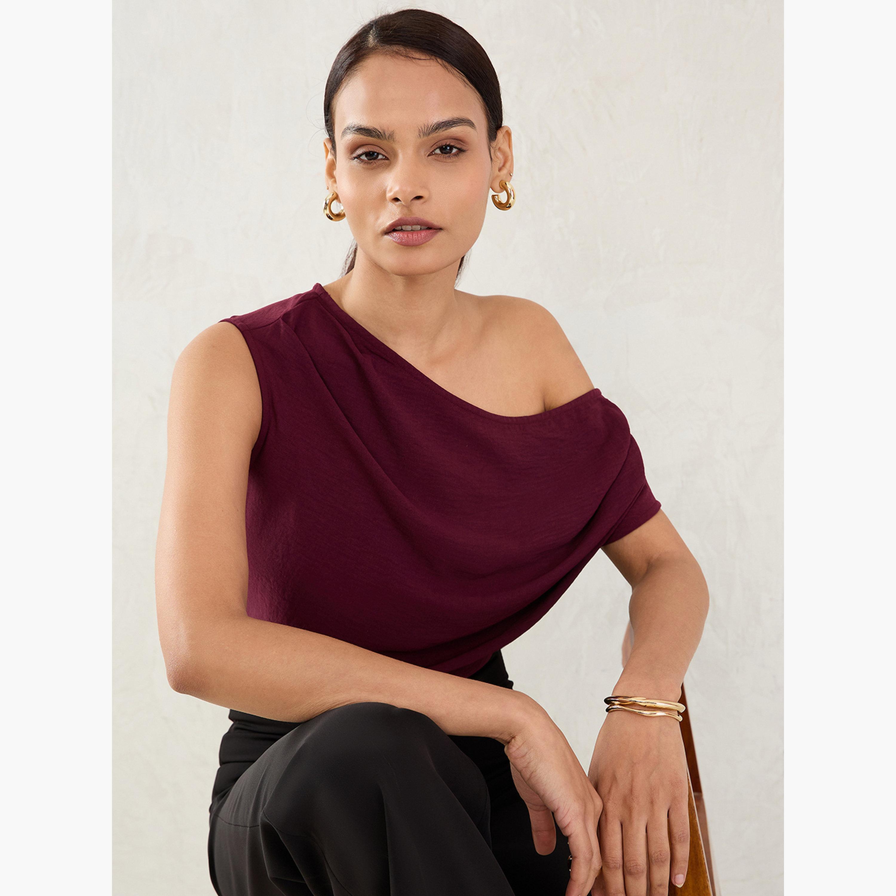 فيميلا - بلوزة برغندي بكتف واحد بدون أكمام-women-clothing-shirtsandblouses-blouses-image-6