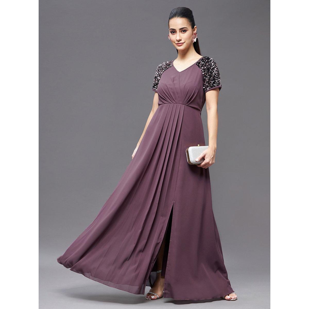 فستان طويل مُنمق بتفاصيل كسرات-women-clothing-dresses-image-5