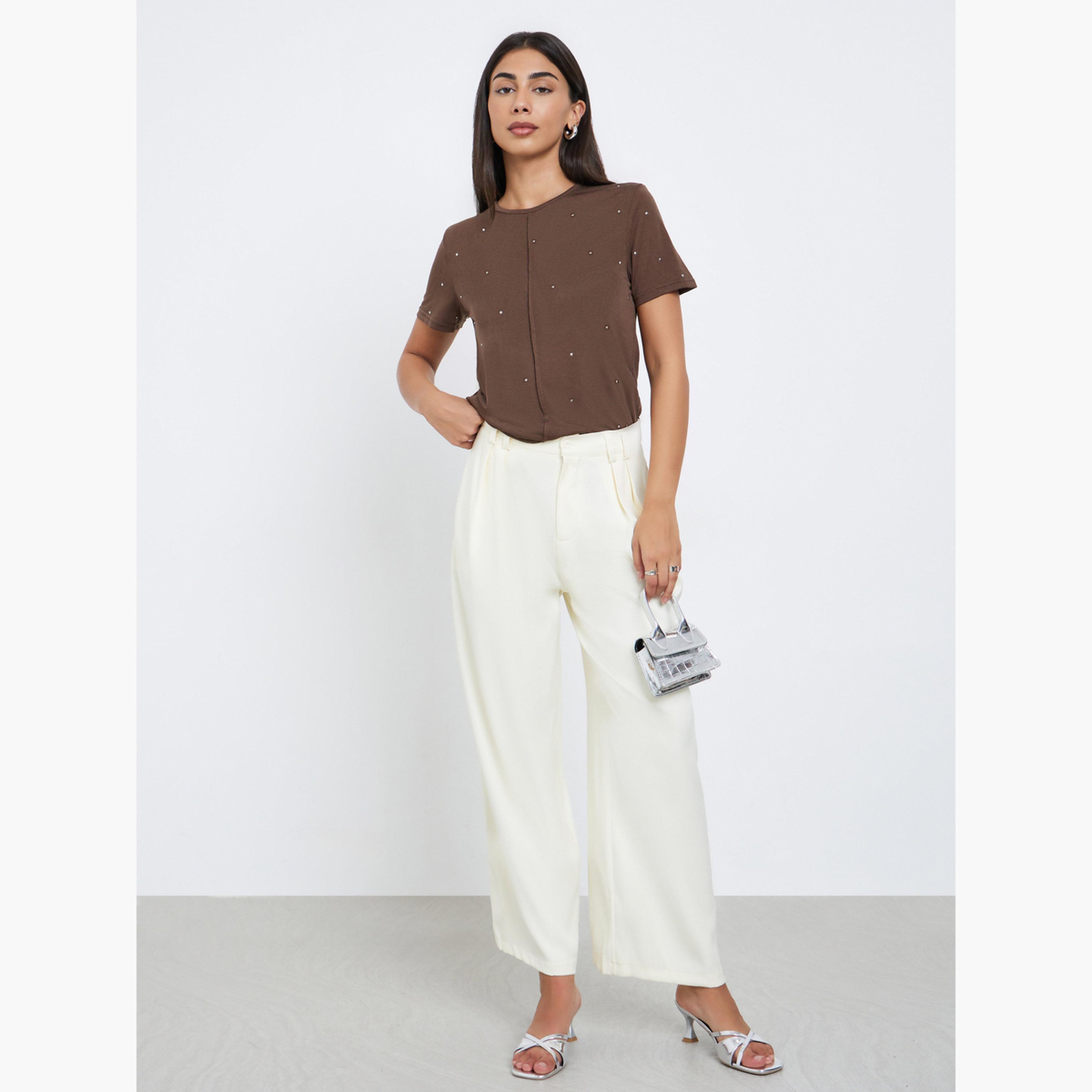 ستايلي - تي شيرت بني مزخرف بأكمام قصيرة-women-clothing-tshirts-image-2