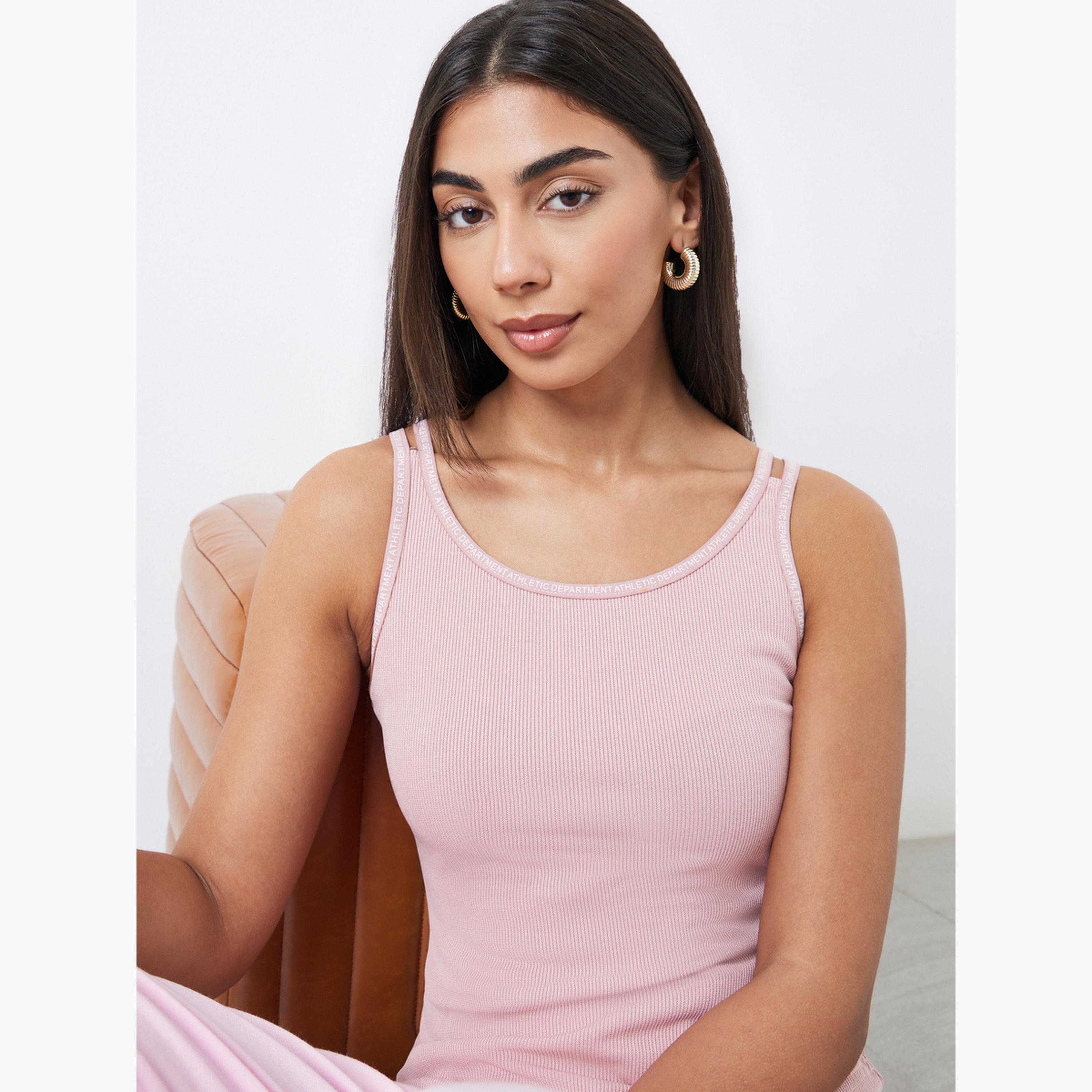 ستايلي - قميص داخلي مضلع بتفاصيل ربط الشعار باللون الوردي للنساء-women-clothing-tshirts-image-3