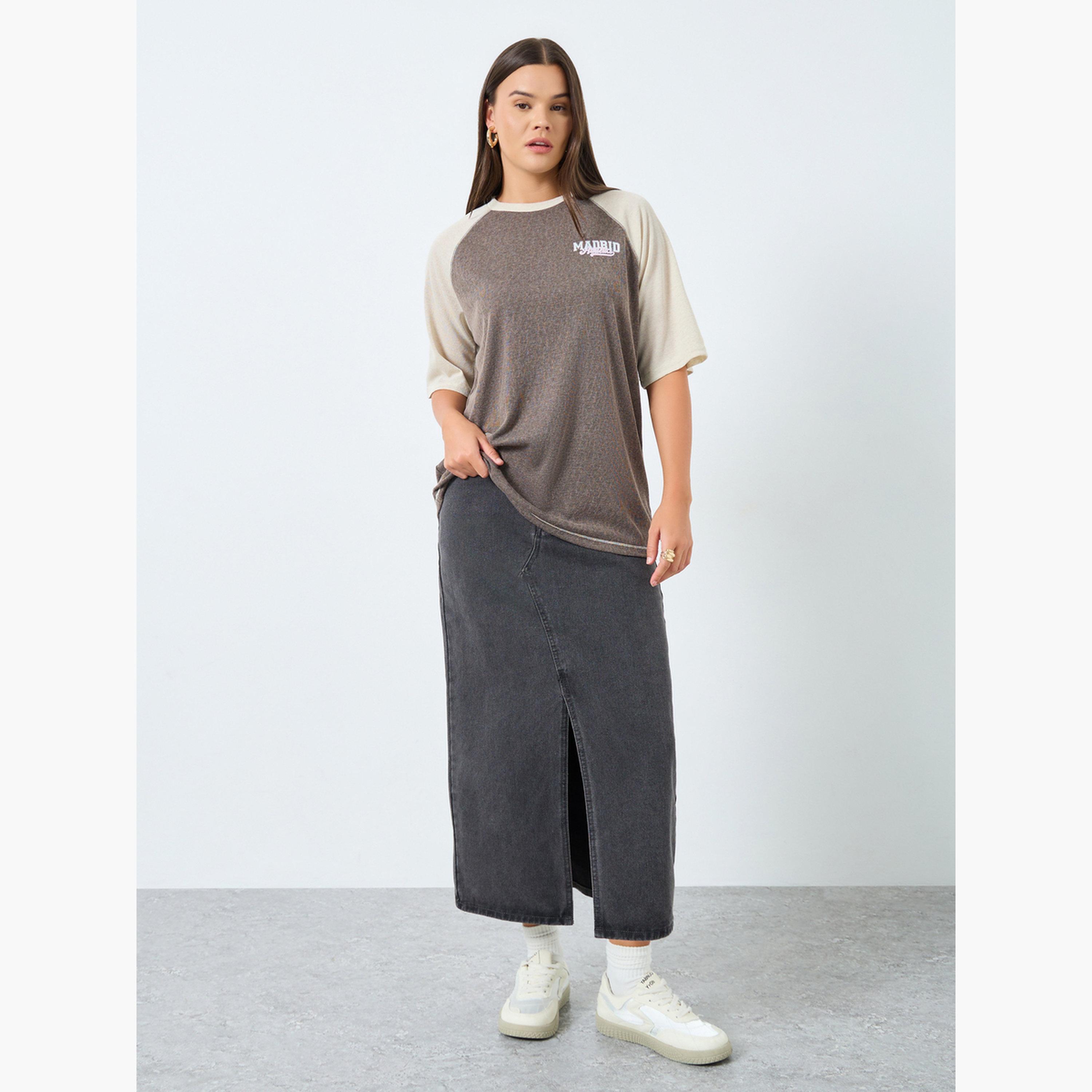 ستايلي - تي شيرت كاكي مقاس كبير اوفر سايز  بأكمام راجلان-women-clothing-tshirts-image-2