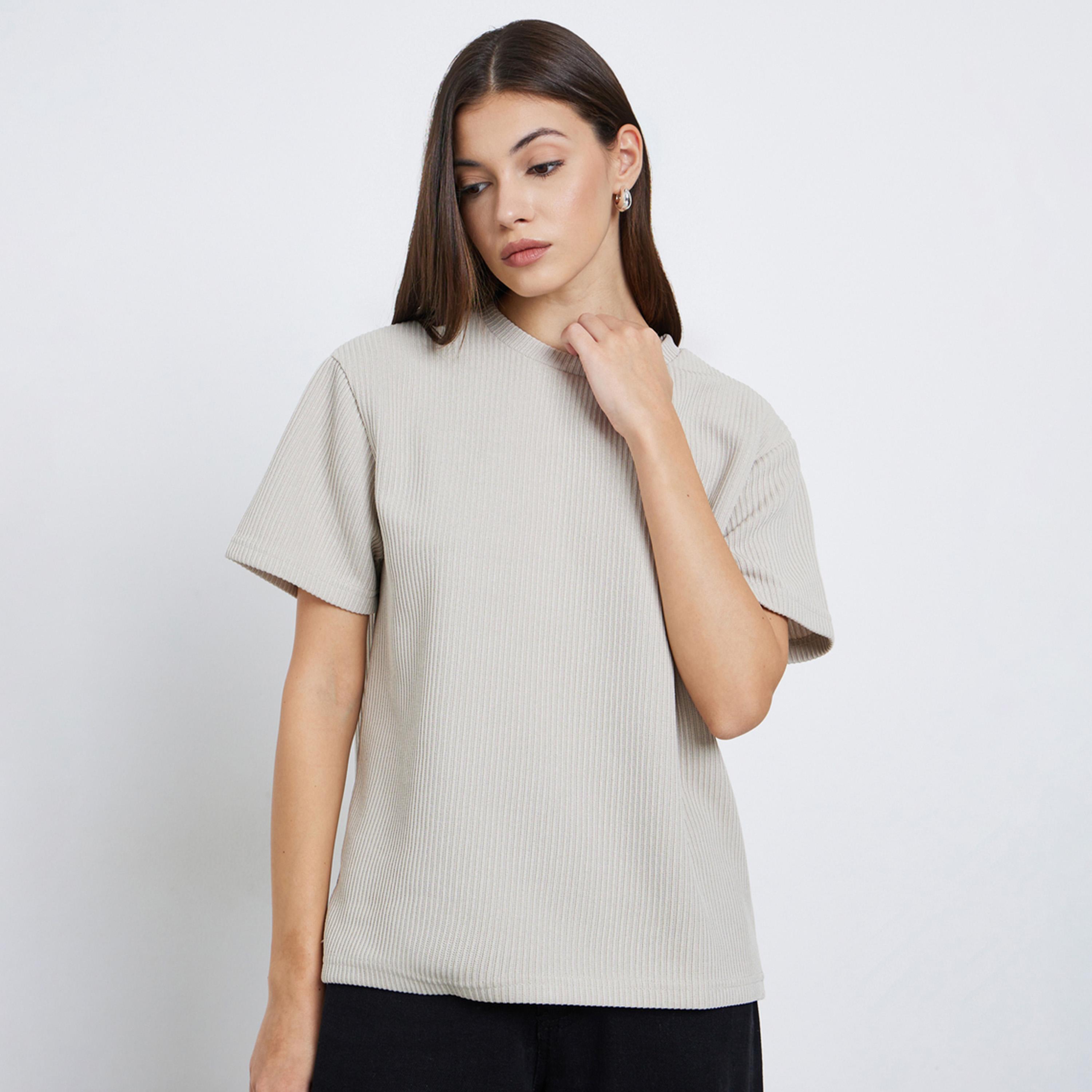 ستايلي - تي شيرت رمادي مسطح برقبة دائرية-women-clothing-tshirts-image-1
