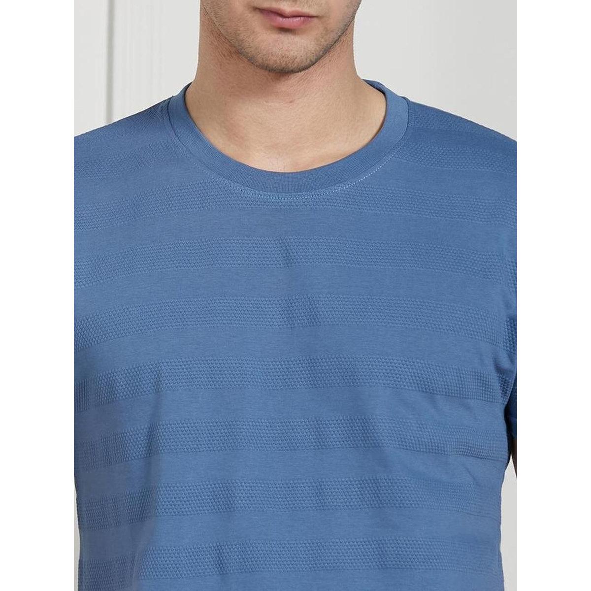 تيشيرت بياقة دائرية وتفاصيل بارزة الملمس-men-clothing-tshirtsandpolos-tshirts-image-6