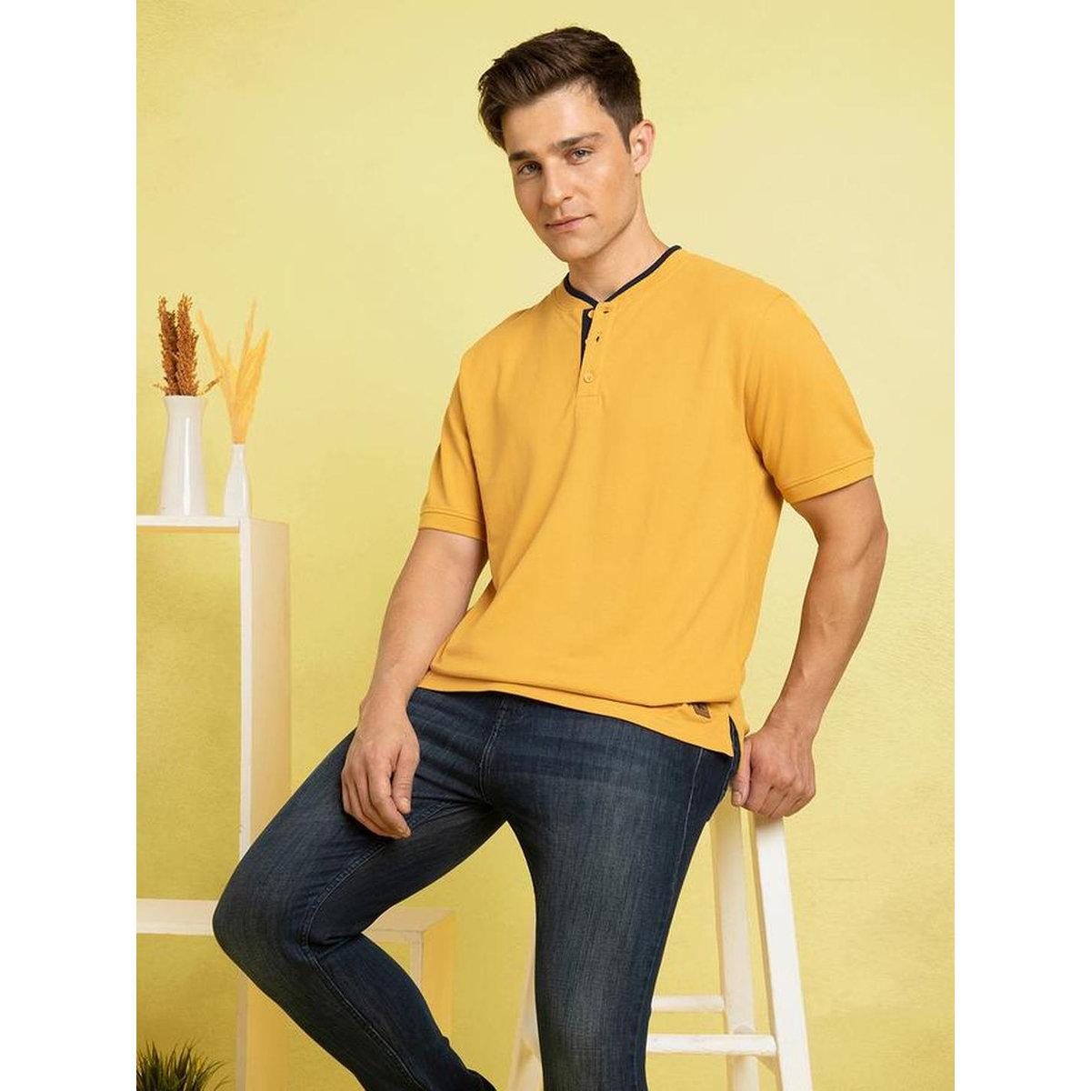 تيشيرت بياقة هنلي بأزرار وأكمام قصيرة-men-clothing-tshirtsandpolos-tshirts-image-2
