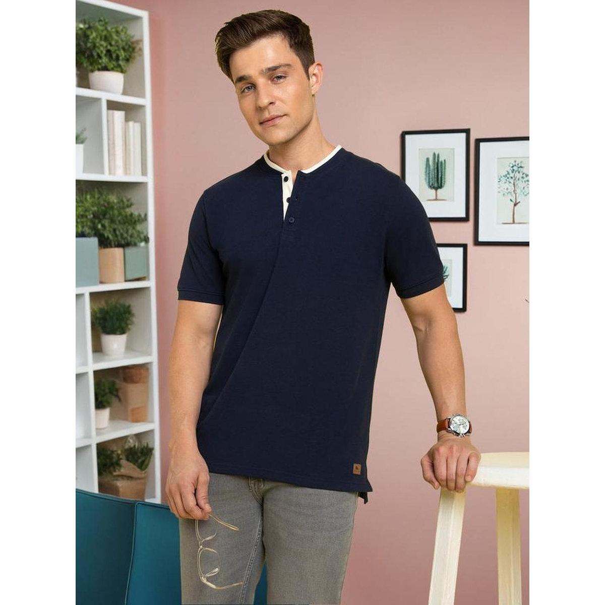 تيشيرت بقصة عادية وياقة هينلي-men-clothing-tshirtsandpolos-tshirts-image-1