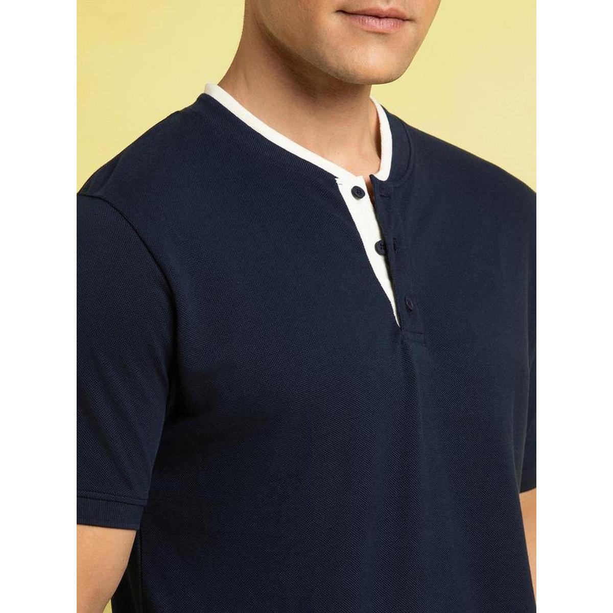 تيشيرت بقصة عادية وياقة هينلي-men-clothing-tshirtsandpolos-tshirts-image-5