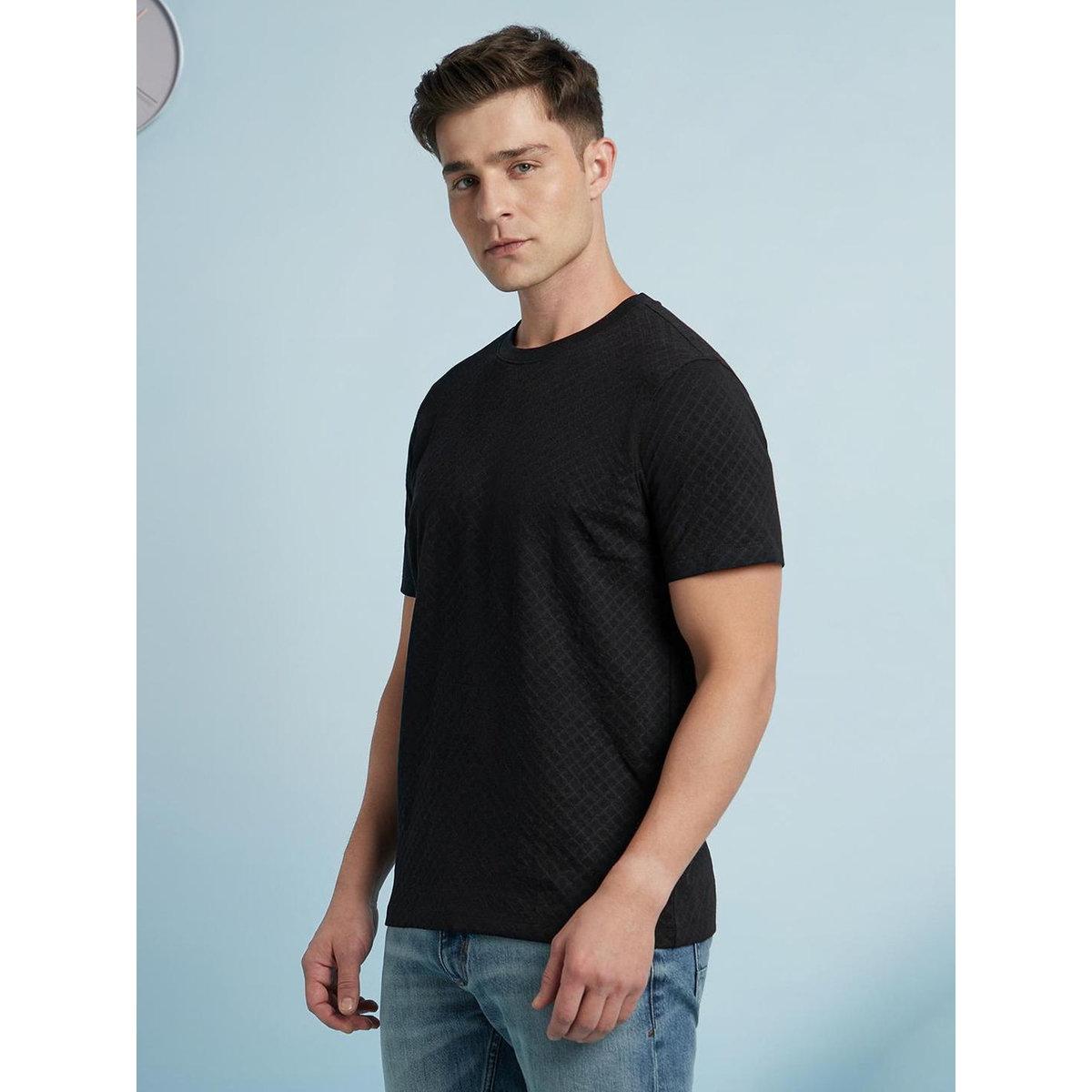 تيشيرت بقصة عادية وتفاصيل بارزة الملمس-men-clothing-tshirtsandpolos-tshirts-image-2