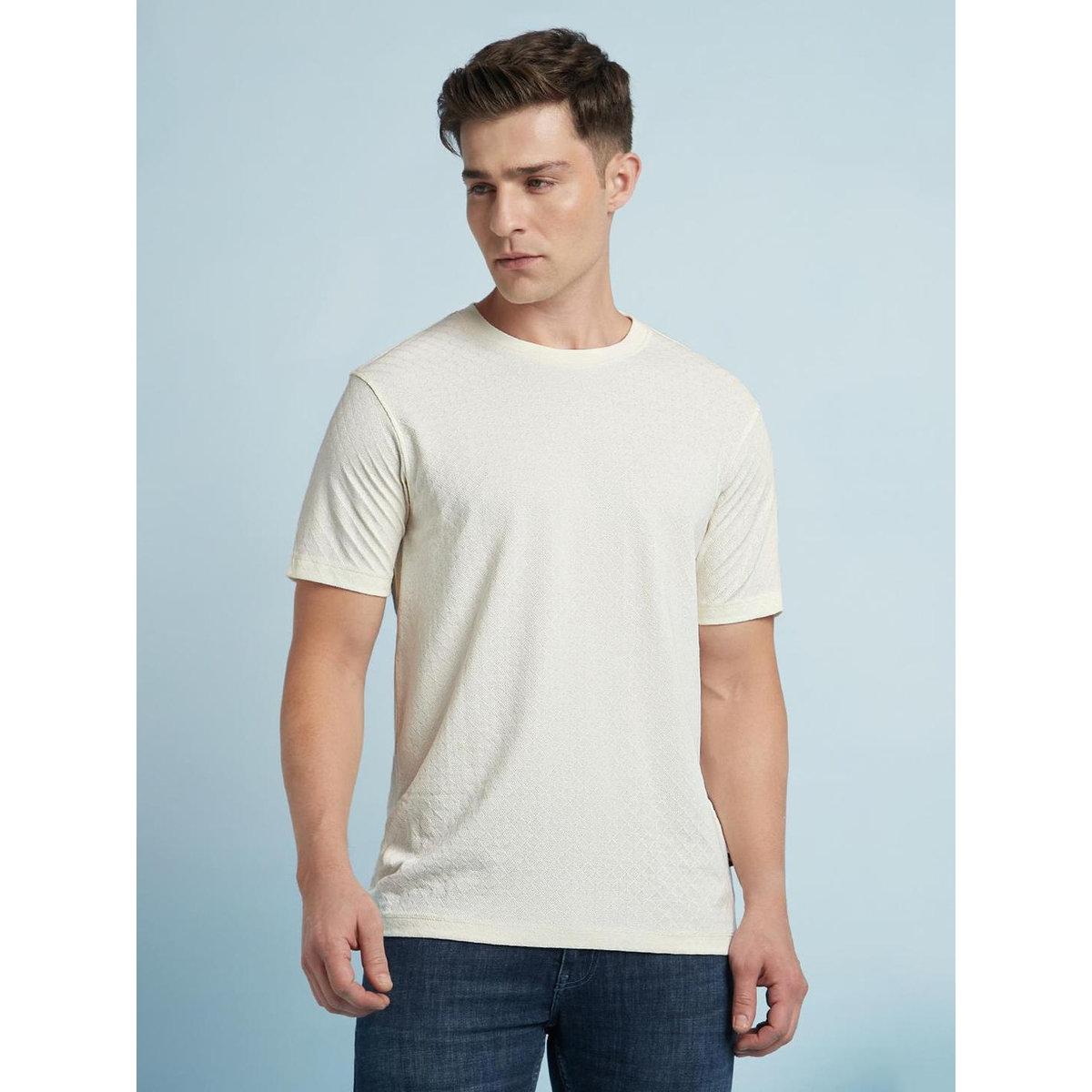 تيشيرت بقصة عادية وتفاصيل بارزة الملمس-men-clothing-tshirtsandpolos-tshirts-image-6