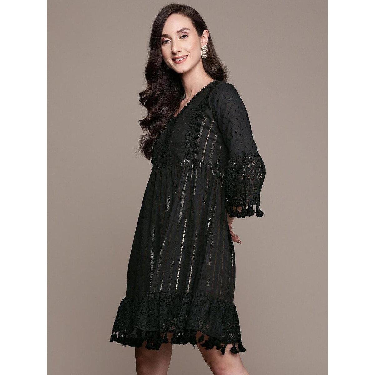 فستان قصيرة بتفاصيل مُنمقة-women-clothing-dresses-image-3