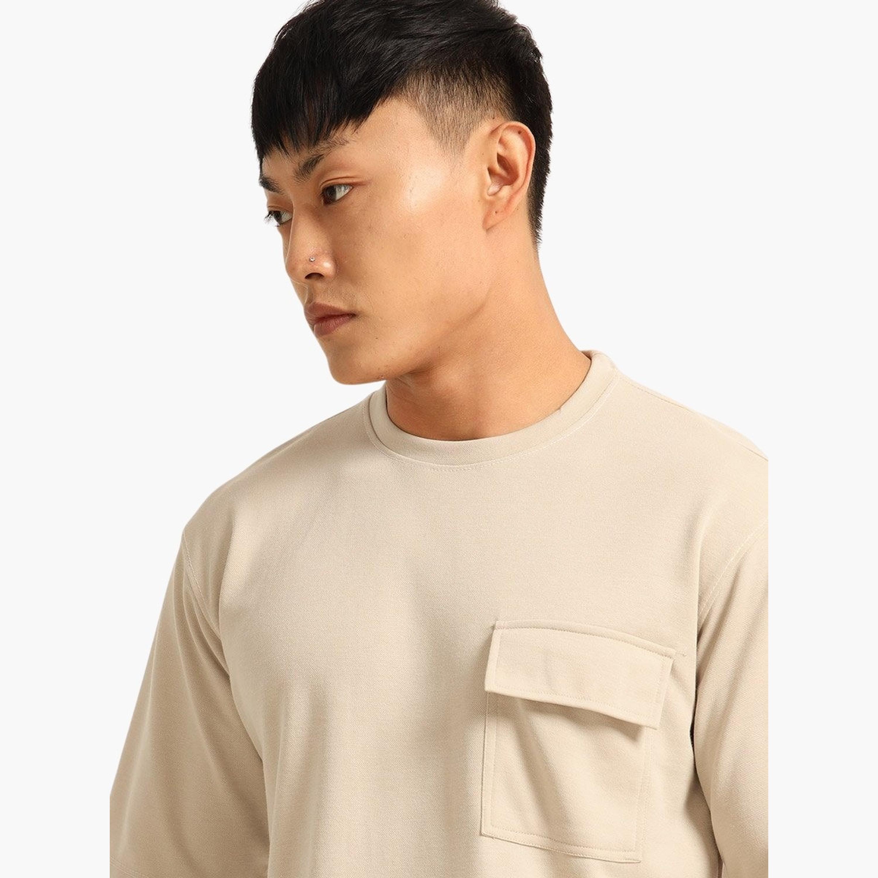 Bushirt X Styli Men Drop-Shoulder Oversized T-Shirt and Shorts Set-men-clothing-coordsets-image-5