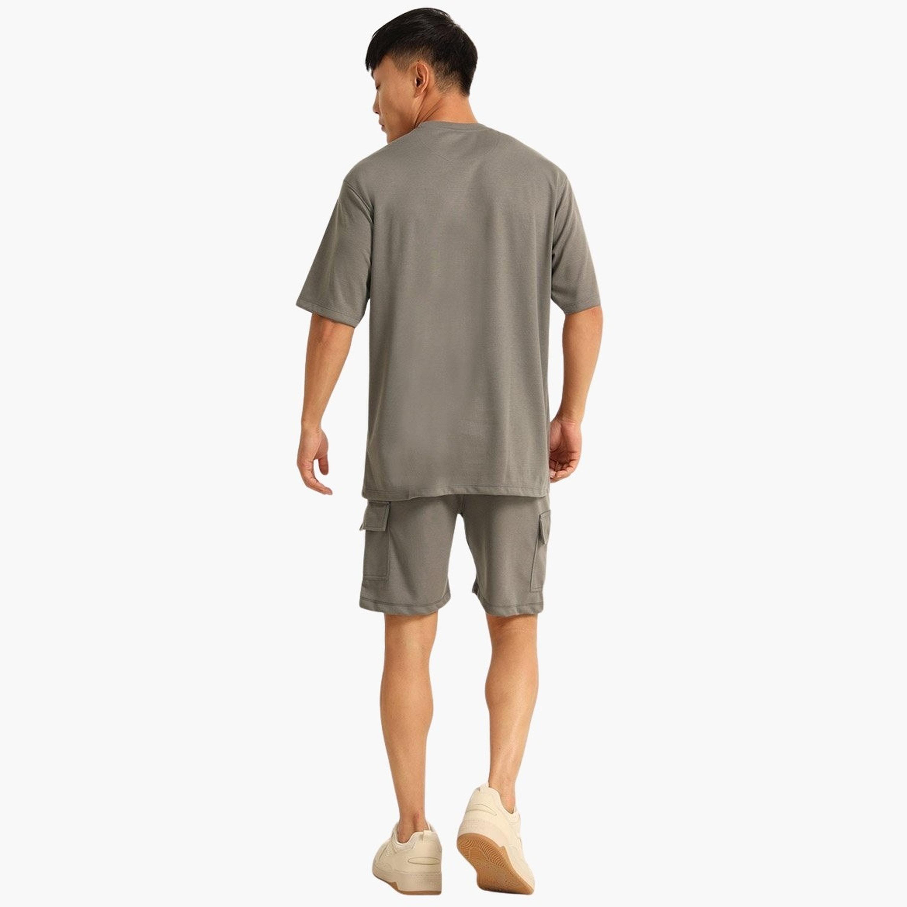 Bushirt X Styli Men Drop-Shoulder Oversized T-Shirt and Shorts Set-men-clothing-coordsets-image-4