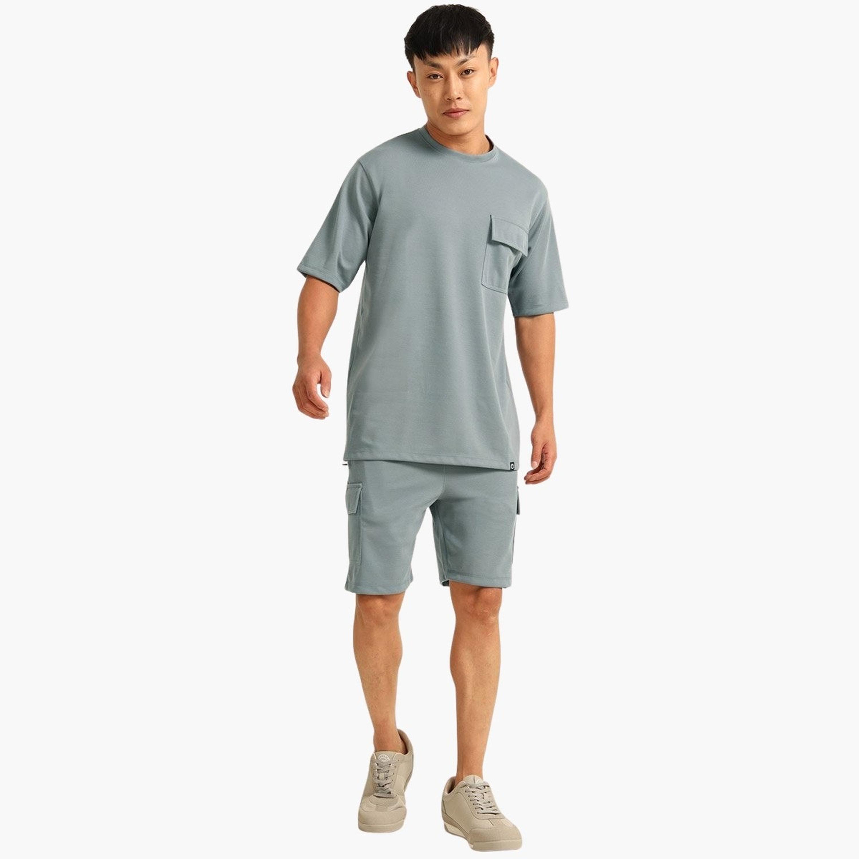بوشيرت × ستايلي- طقم تي شيرت وشورت للرجال بأكتاف منسدلة مقاس كبير-men-clothing-coordsets-image-1