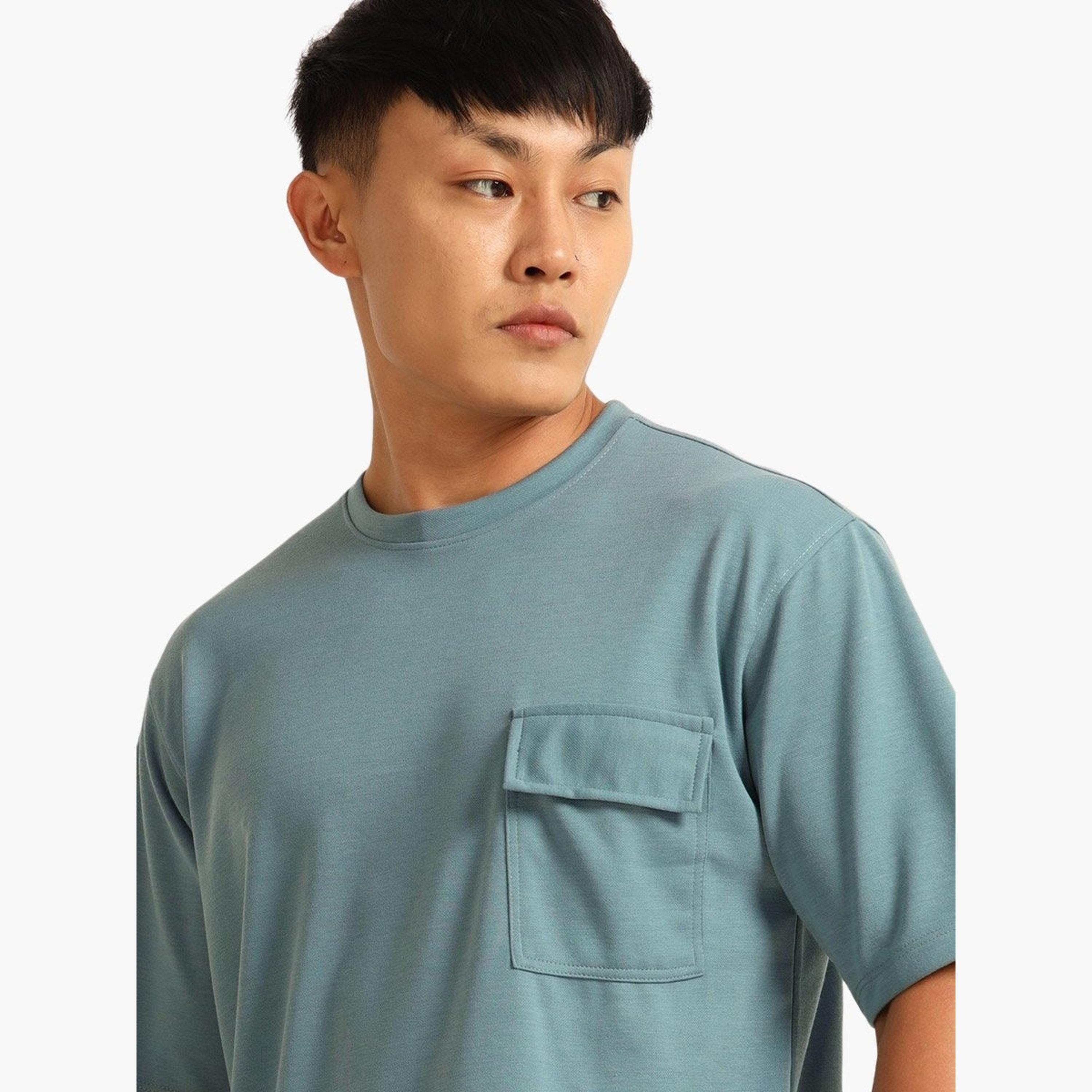 Bushirt X Styli Men Drop-Shoulder Oversized T-Shirt and Shorts Set-men-clothing-coordsets-image-5
