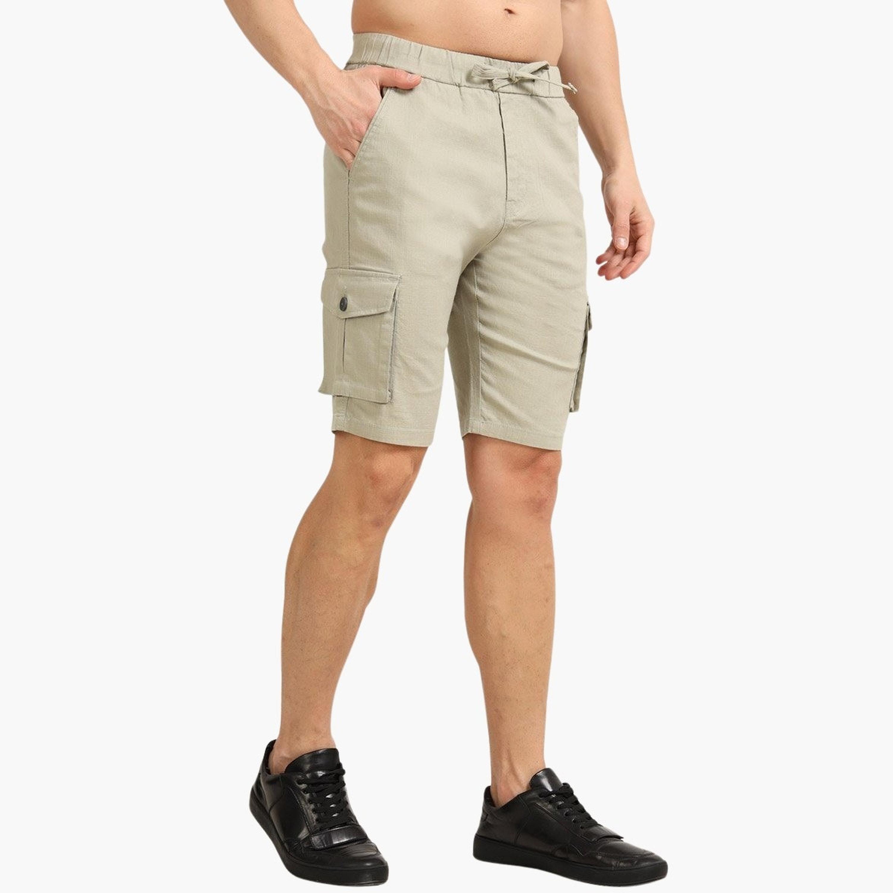 بوشيرت × ستايلي - شورت كارغو كتان أخضر للرجال-men-clothing-bottoms-shorts-image-3