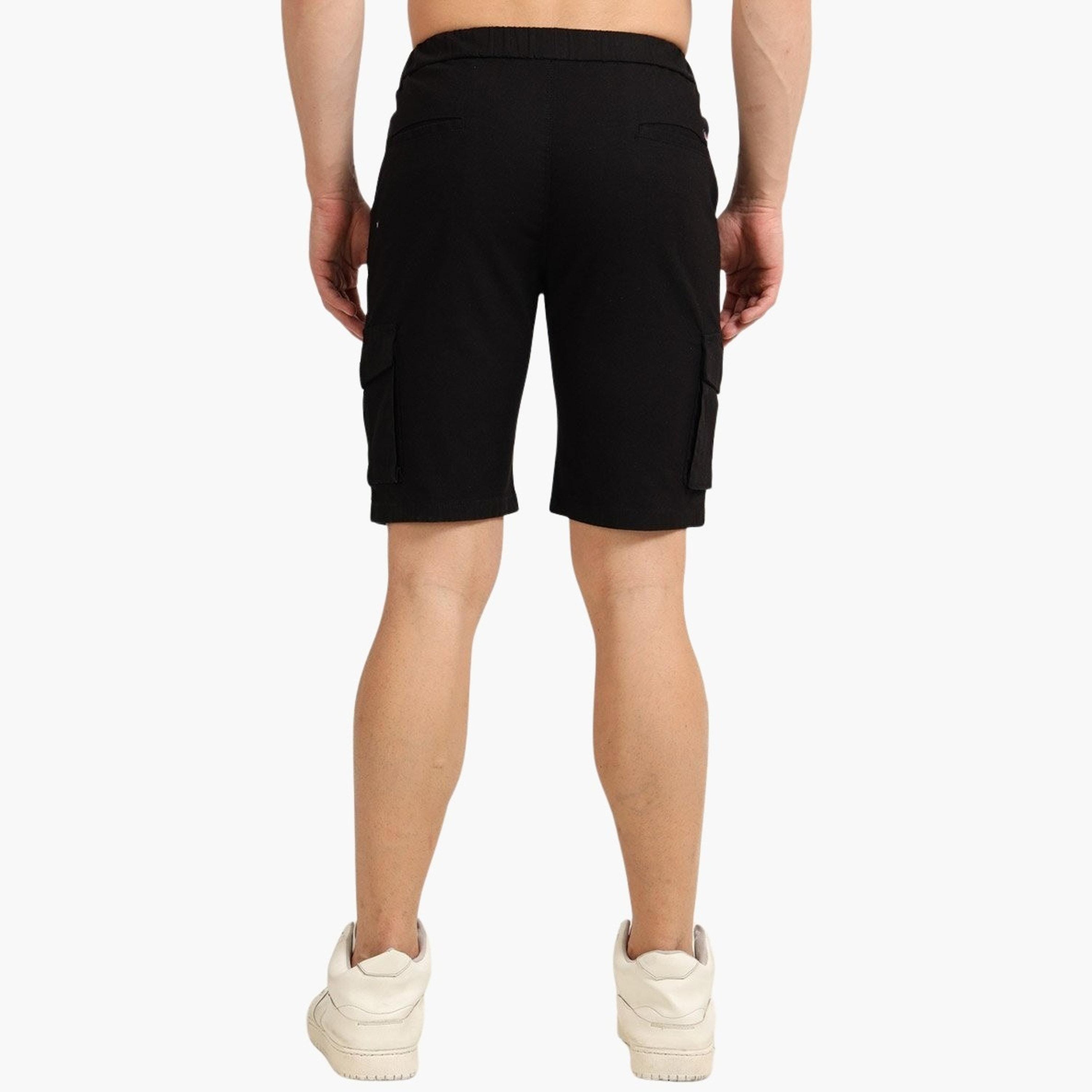 بوشيرت × ستايلي - شورت كارغو تصميم فيت أسود للرجال-men-clothing-bottoms-shorts-image-5