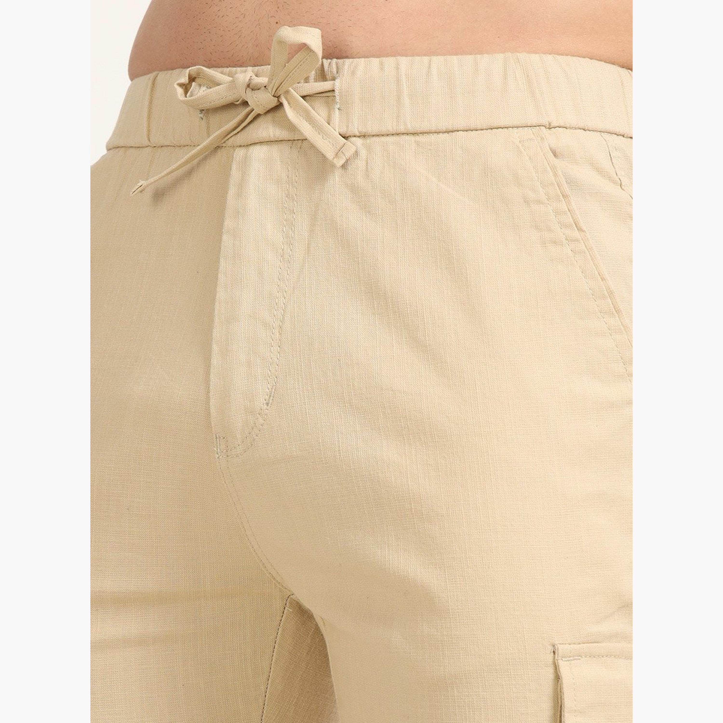 بوشيرت × ستايلي - شورت كارغو كتان بيج للرجال-men-clothing-bottoms-shorts-image-6
