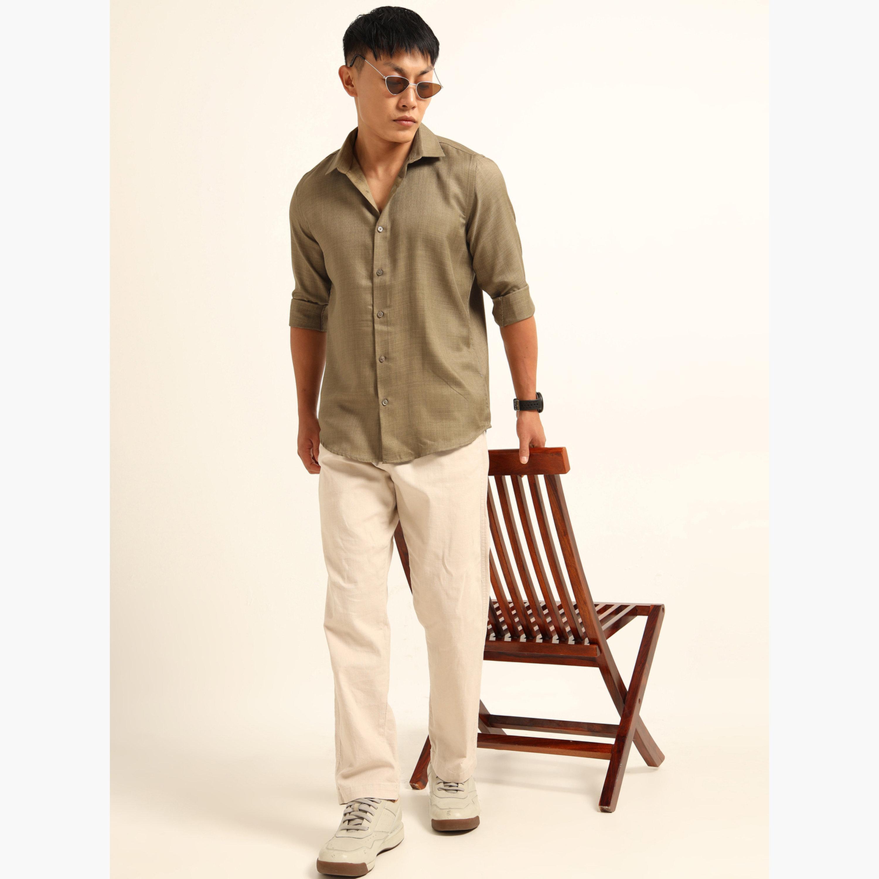 بوشيرت - قميص رجالي كلاسيكي غير رسمي لون زيتوني-men-clothing-shirts-image-6