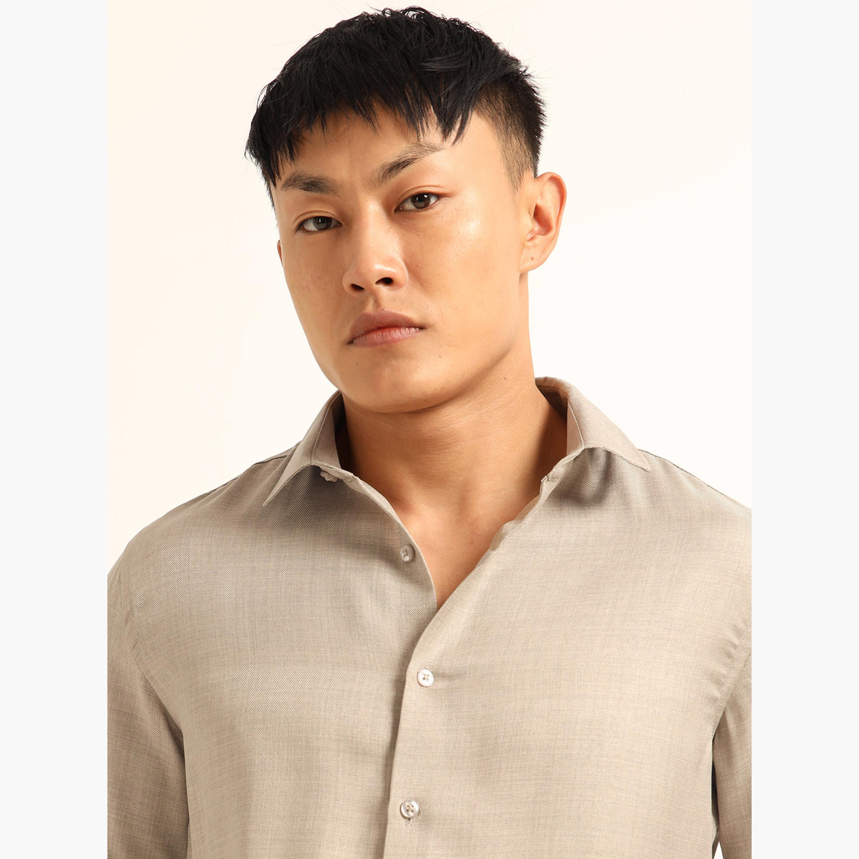 بوشيرت - قميص رجالي كلاسيكي كاجوال لون بيج-men-clothing-shirts-image-5