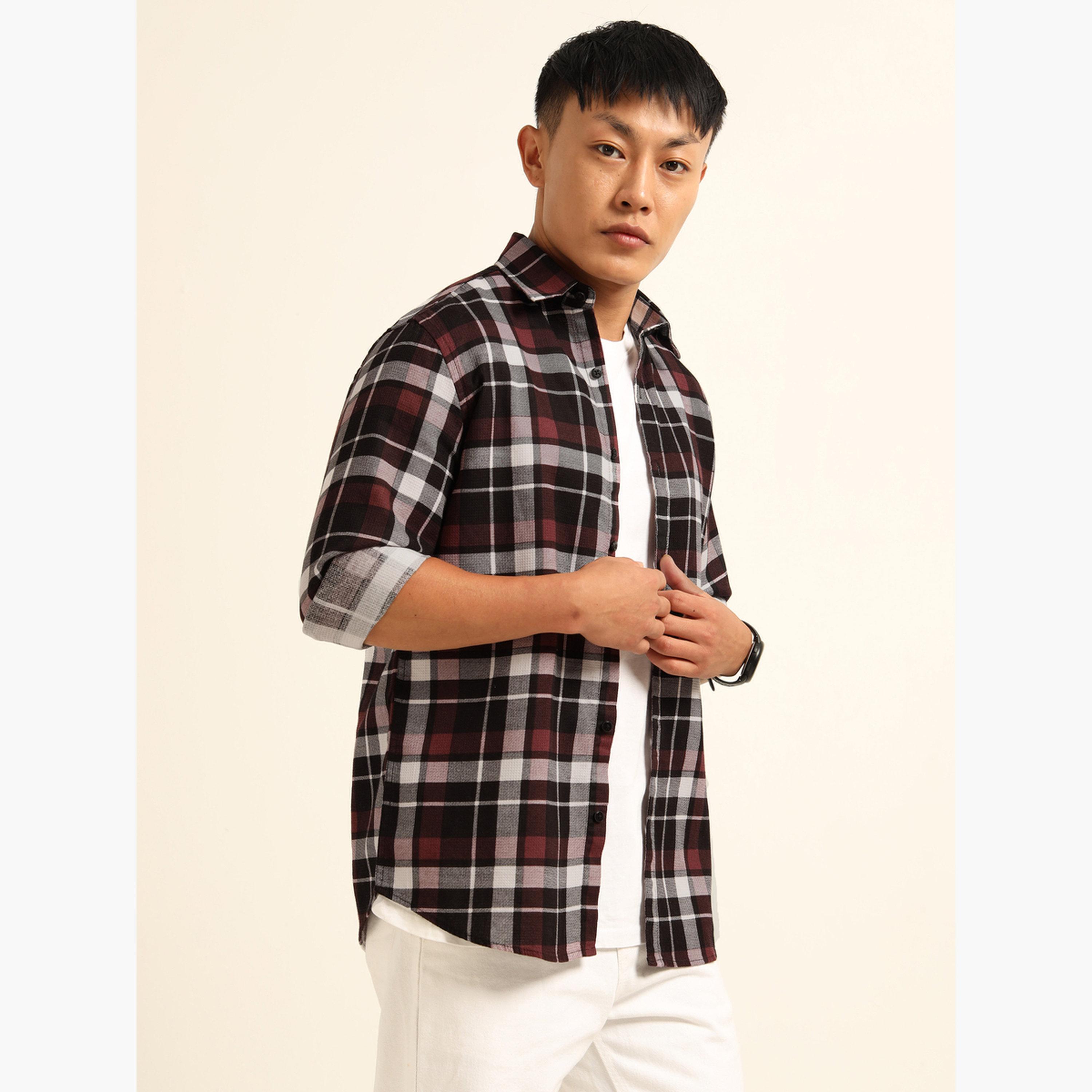 بوشيرت - قميص رجالي من الفلانيل منقوش لون عنابي-men-clothing-shirts-image-3