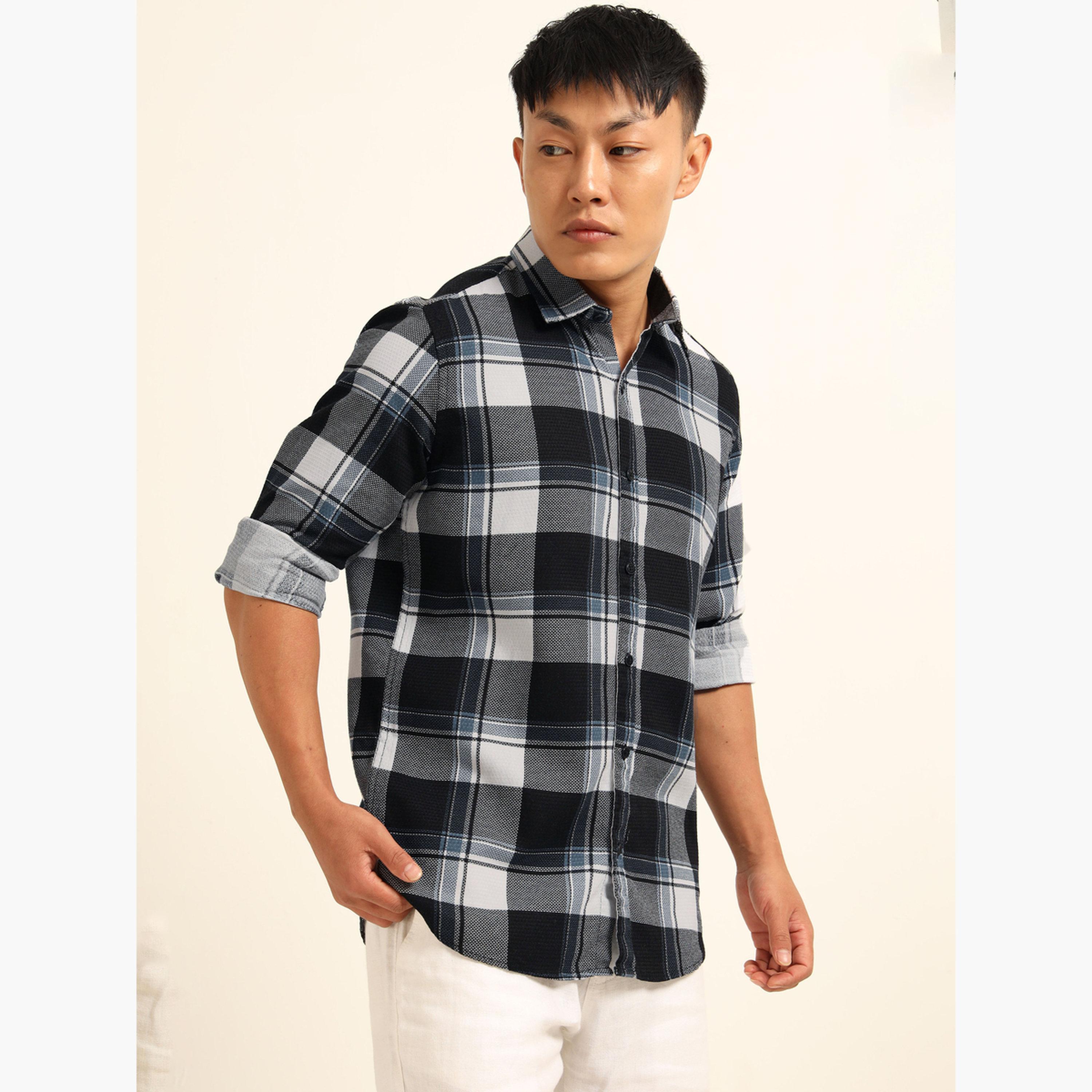 بوشيرت - قميص رجالي كاجوال منقوش لون أسود-men-clothing-shirts-image-3