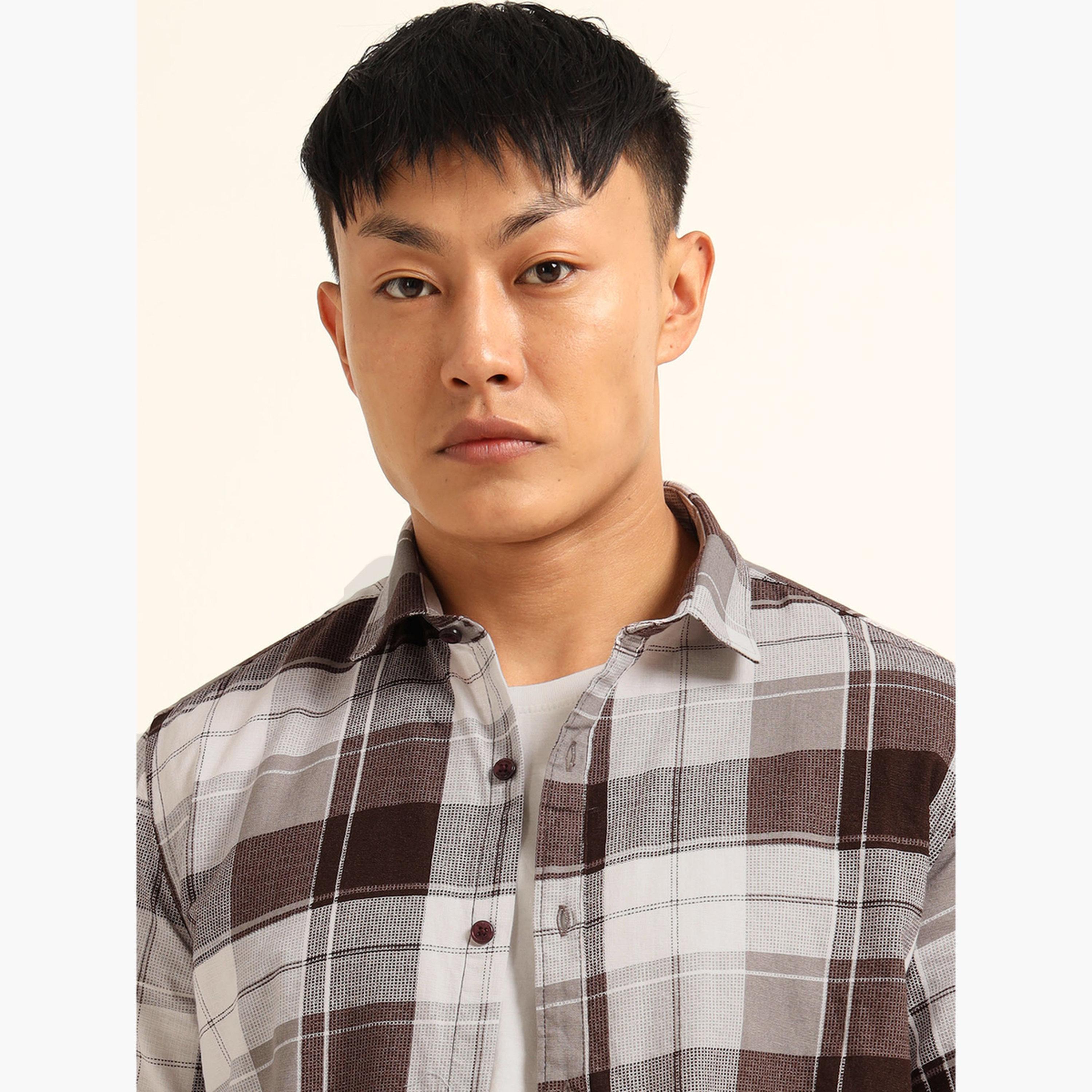 بوشيرت - قميص رجالي من الفلانيل منقوش لون عنابي-men-clothing-shirts-image-5