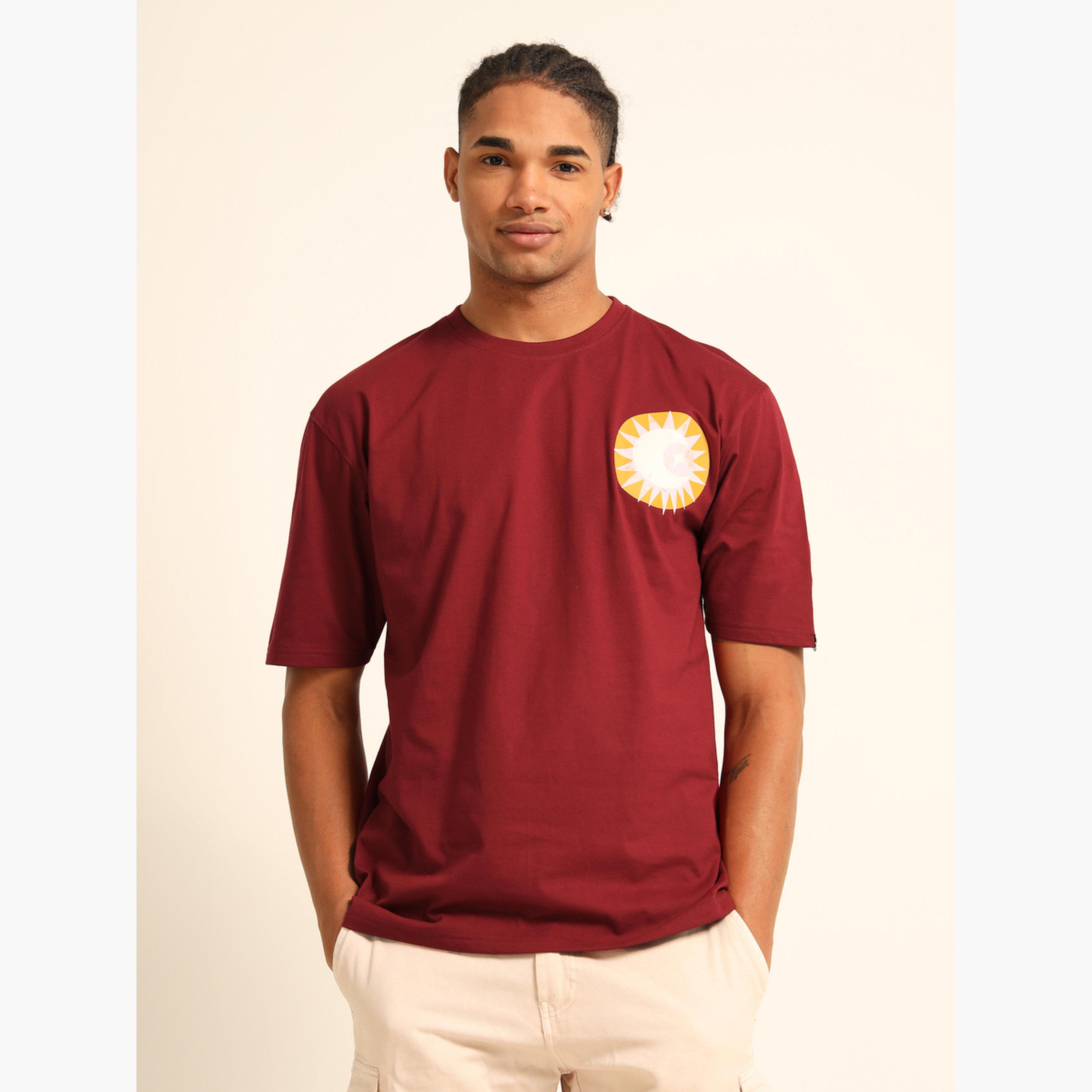 بوشيرت - تي شيرت كبير الحجم مطبوع لون عنابي-men-clothing-tshirtsandpolos-tshirts-image-1
