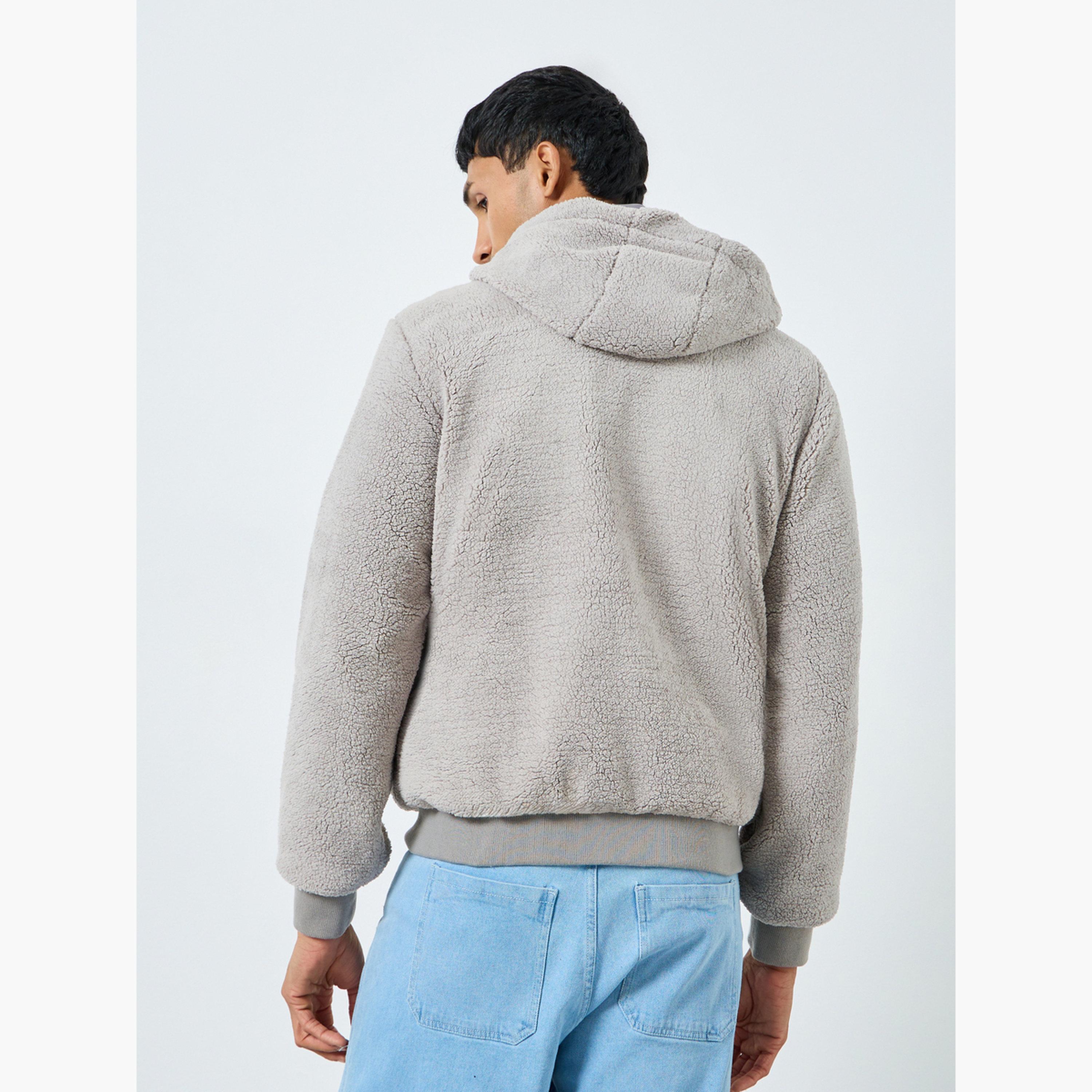 جاكيت شيربا بقصة واسعة وياقة هودي-men-clothing-jacketsandblazers-jackets-image-4
