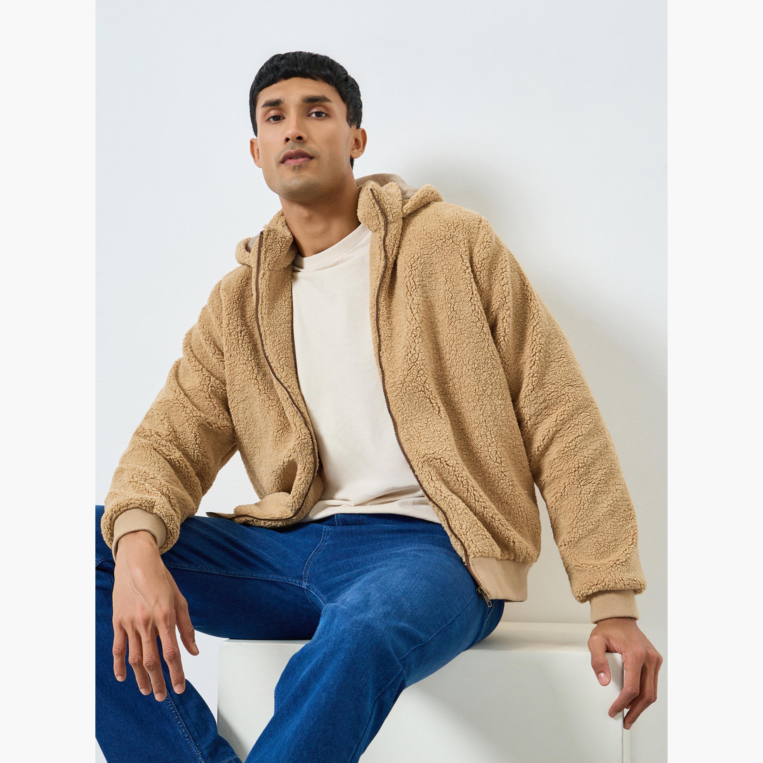 جاكيت شيربا بقصة واسعة وياقة هودي-men-clothing-jacketsandblazers-jackets-image-3