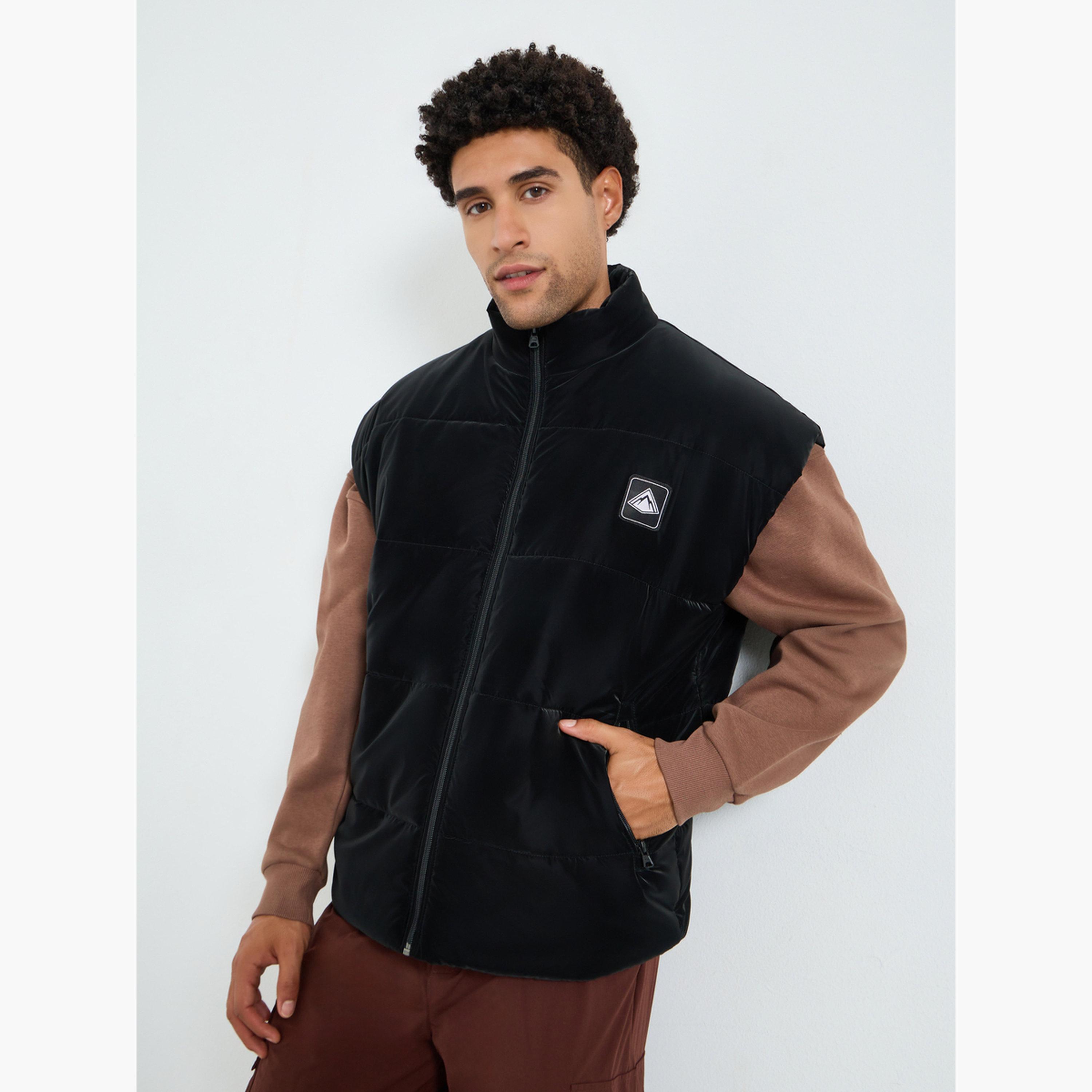 جاكيت منفوخ سادة بقصة مريحة-men-clothing-jacketsandblazers-jackets-image-1