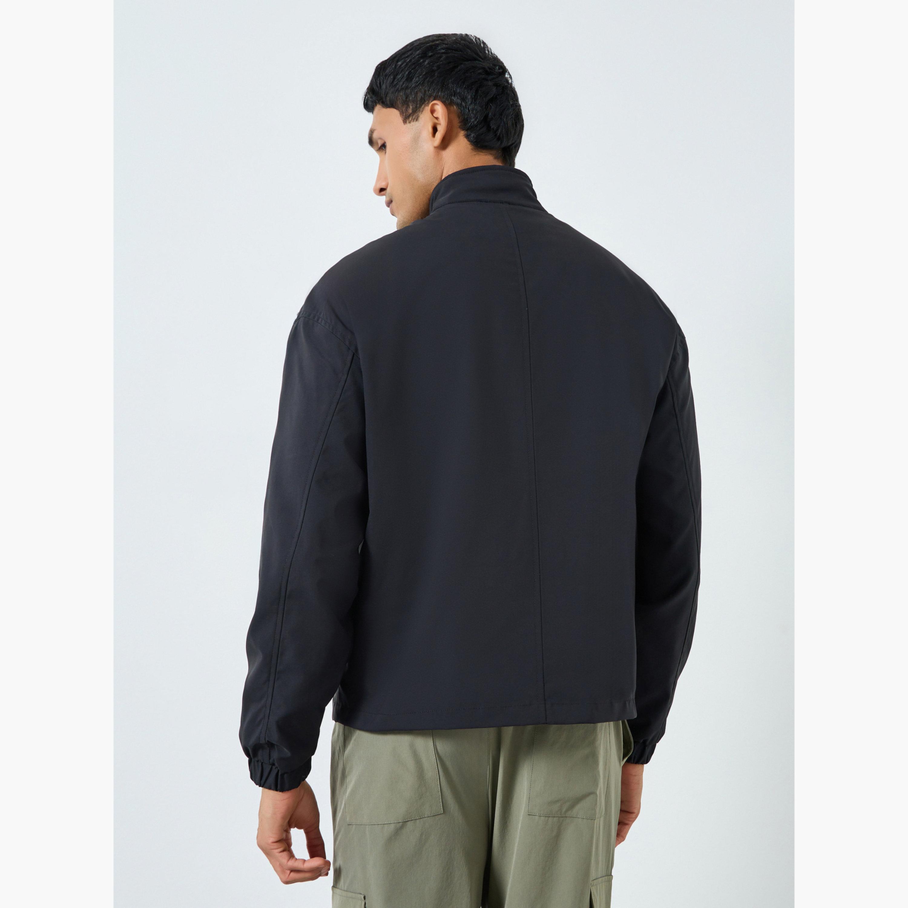 جاكيت سادة بقصة مريحة وسحَّاب غلق-men-clothing-jacketsandblazers-jackets-image-2