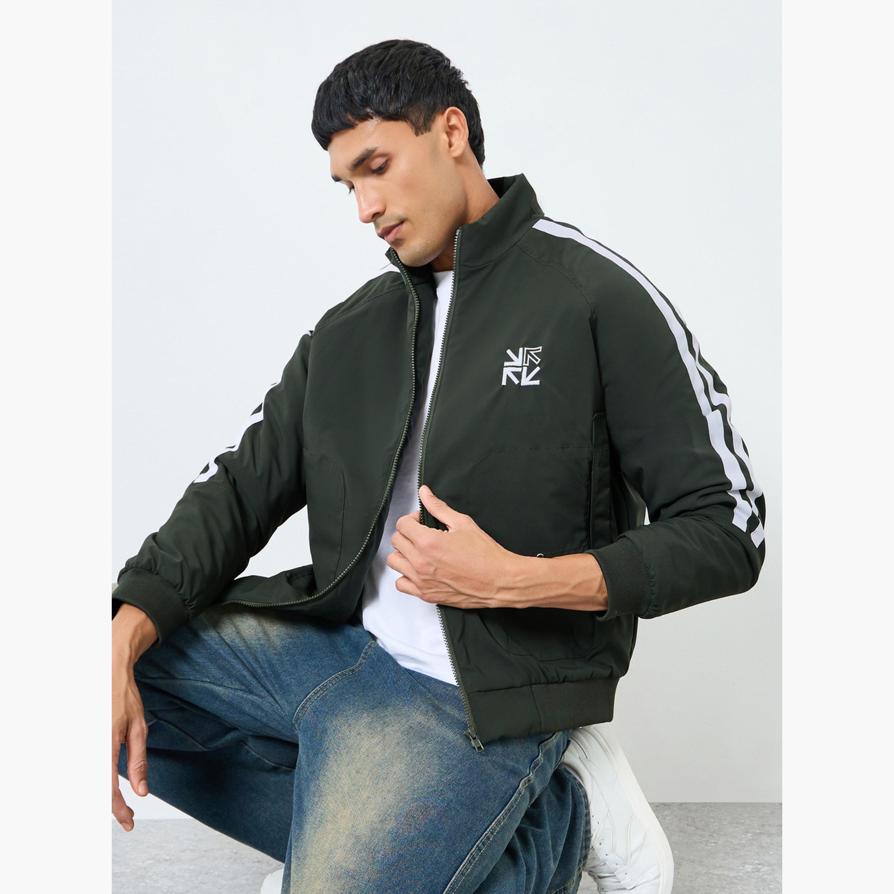 جاكيت مخطط بقصة مريحة وسحَّاب غلق-men-clothing-jacketsandblazers-jackets-image-3