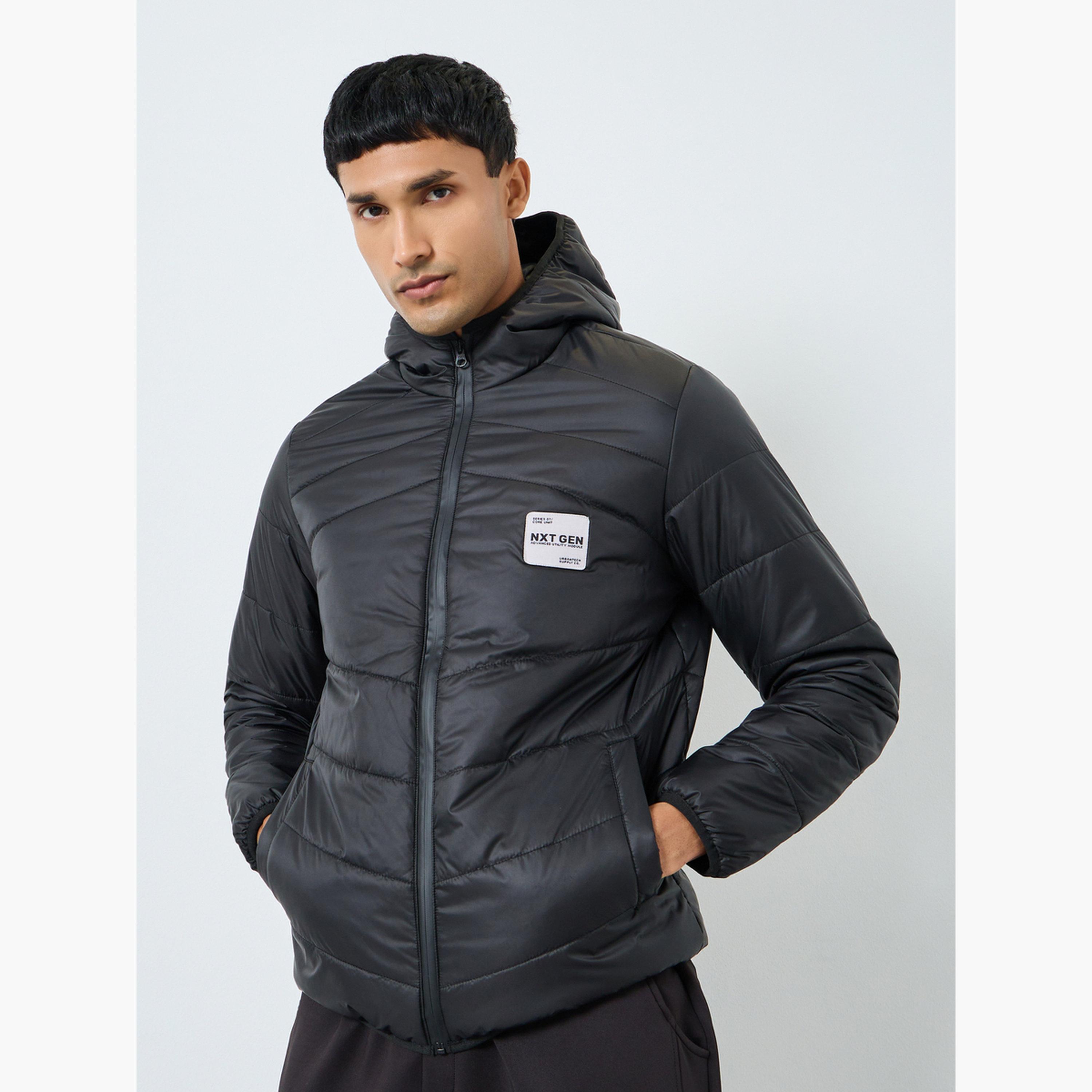 جاكيت منفوخ سادة بقصة واسعة وياقة هودي-men-clothing-jacketsandblazers-jackets-image-1