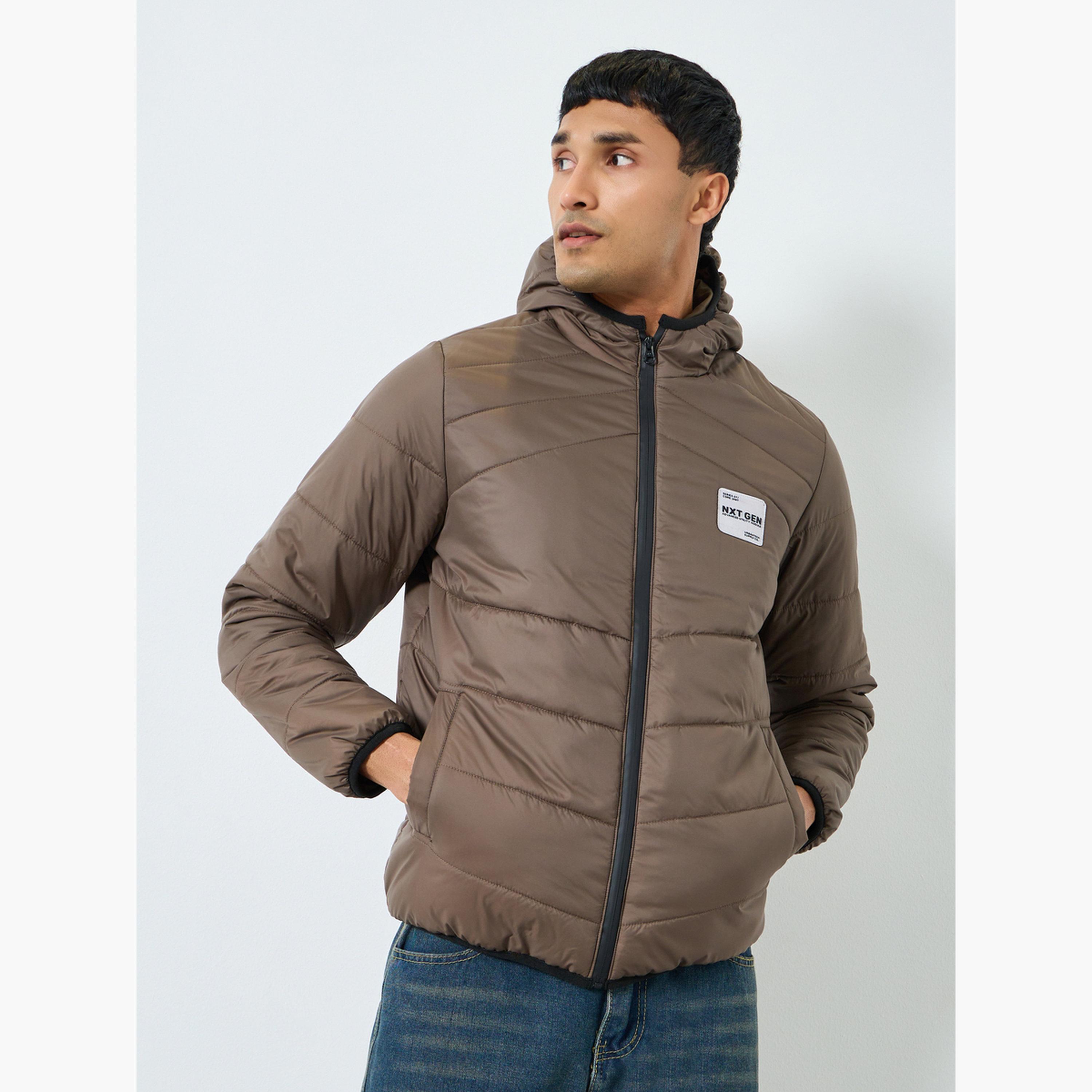 جاكيت منفوخ سادة بقصة واسعة وياقة هودي-men-clothing-jacketsandblazers-jackets-image-1