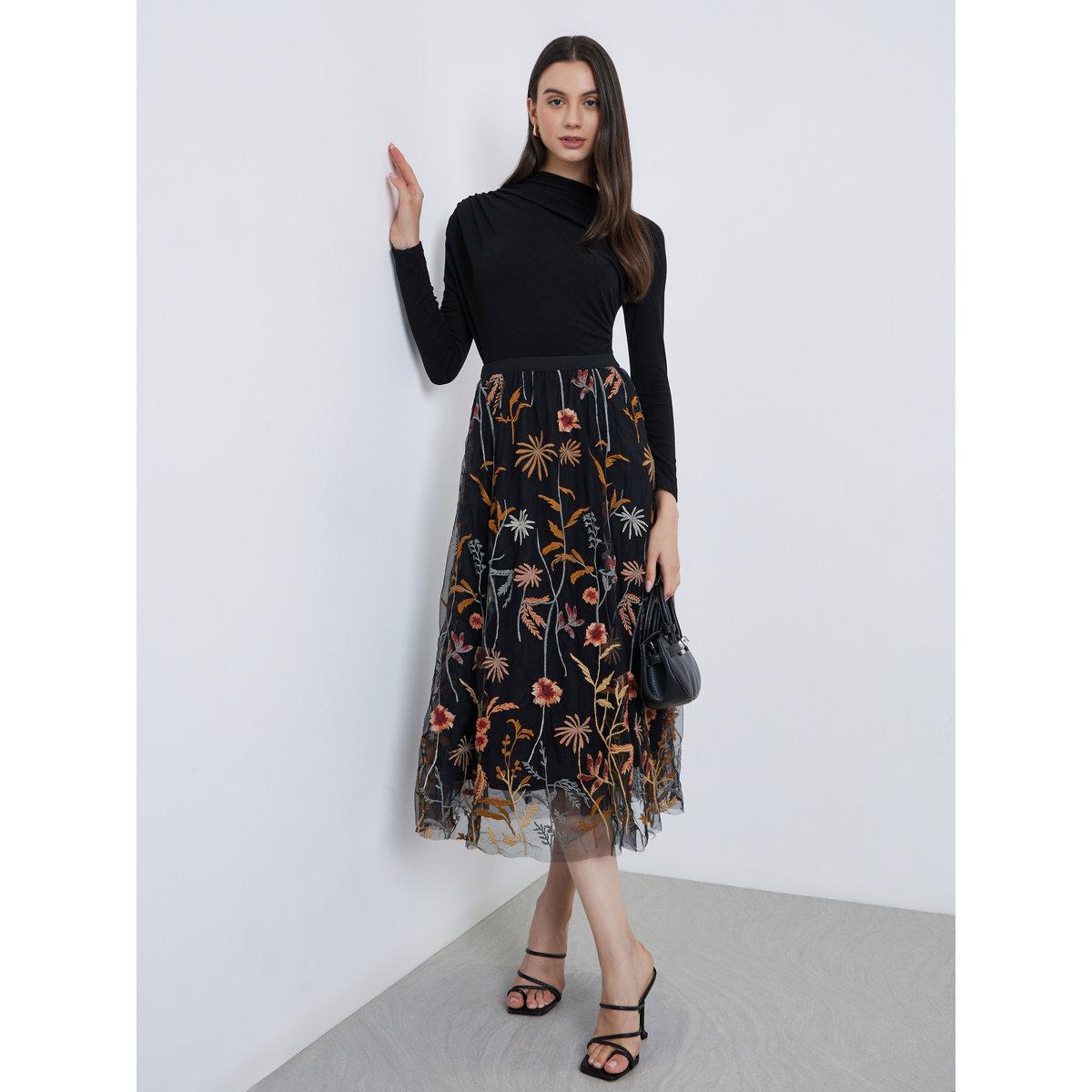 تنورة طويلة بتفاصيل زهور مطرزة-women-clothing-bottoms-skirts-image-1